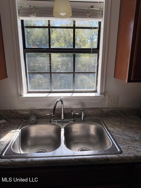 26 Cleothia Henyard Heights Property Photo 8