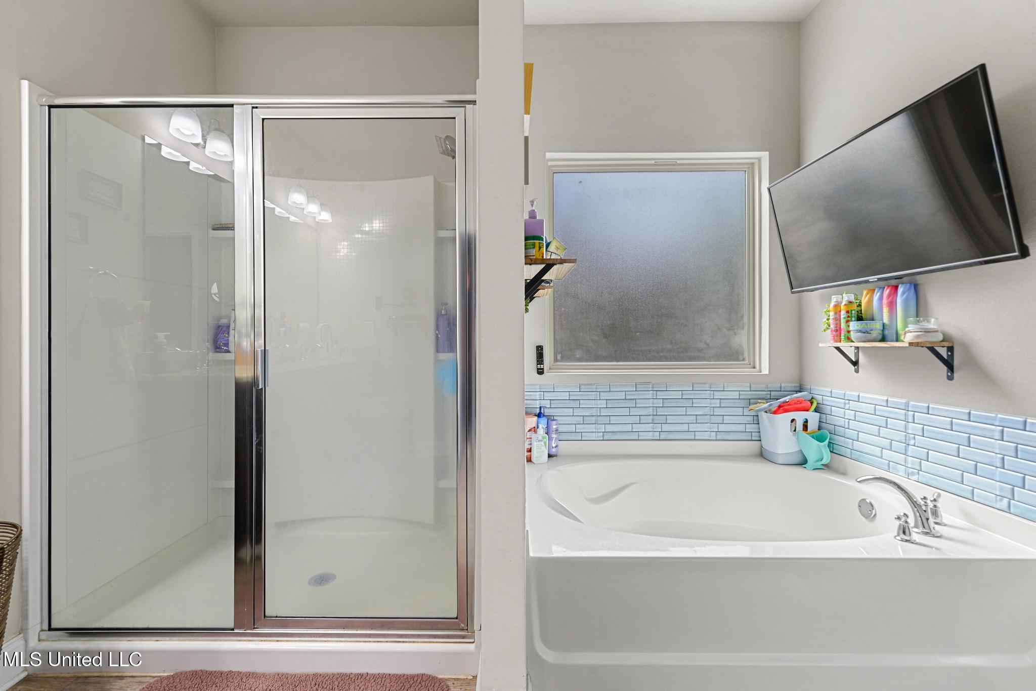 5331 Overland Drive Property Photo 15