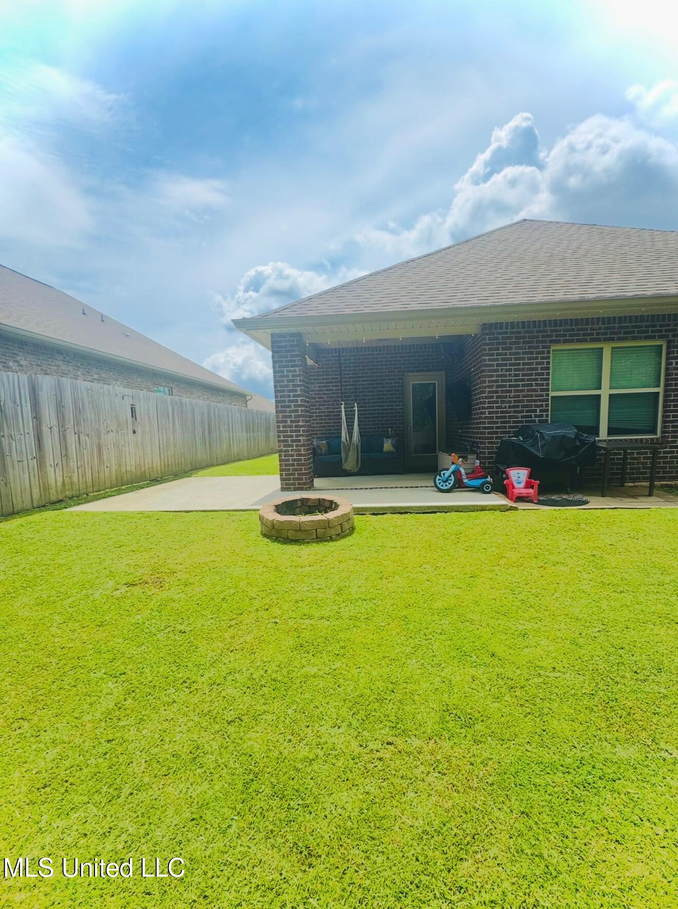 5331 Overland Drive Property Photo 25