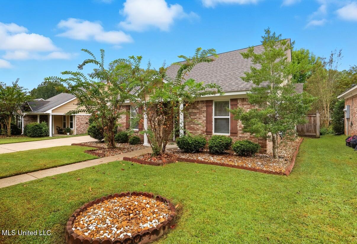 147 Basswood Circle Property Photo 2