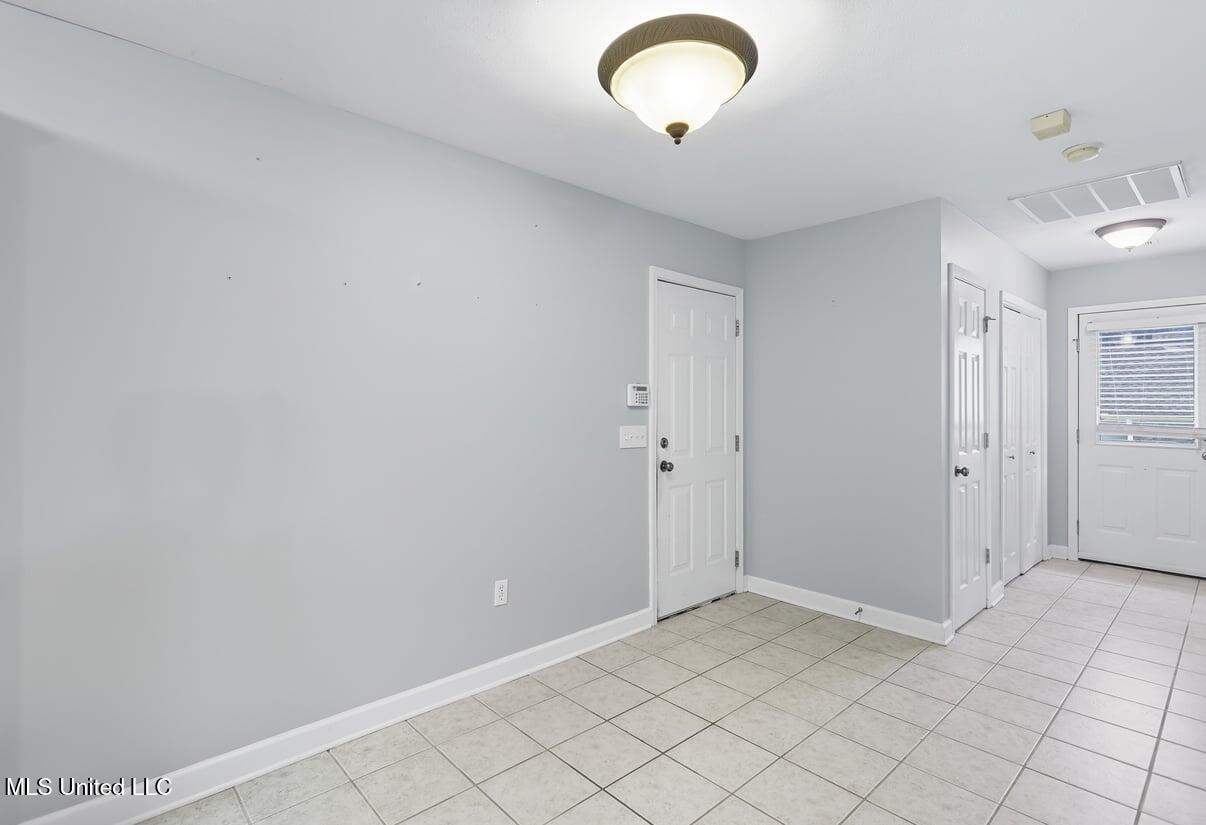 147 Basswood Circle Property Photo 13