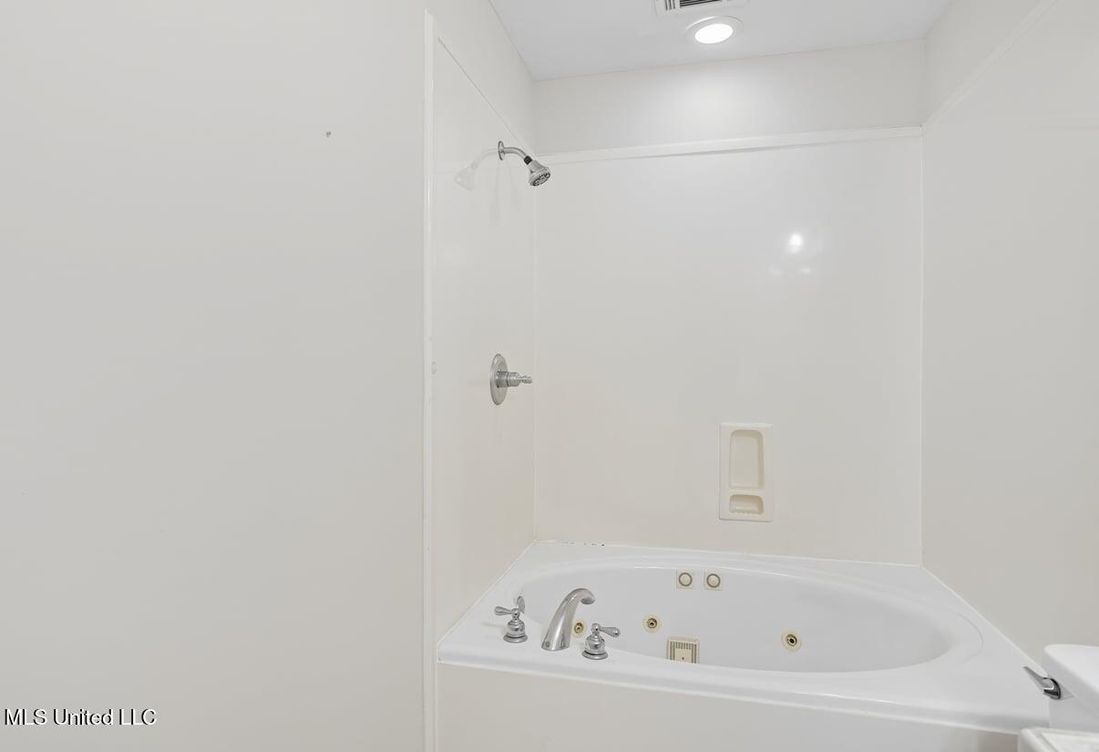 147 Basswood Circle Property Photo 20