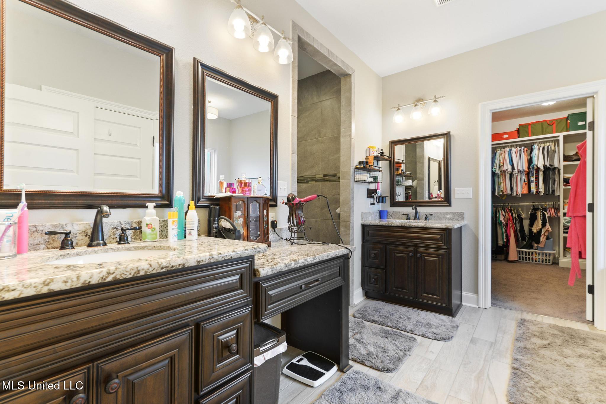 6304 Palmetto Point Drive Property Photo 15