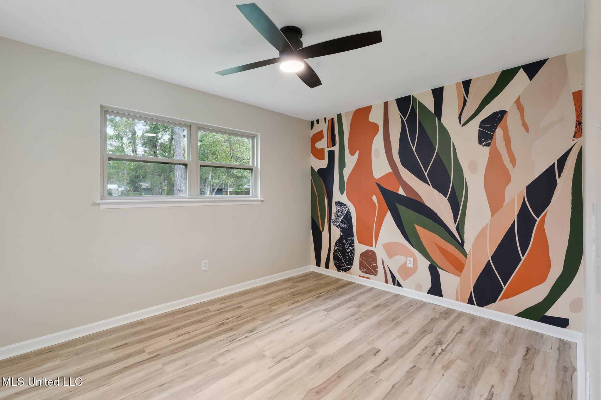 2718 Ridgeway Drive Property Photo 10