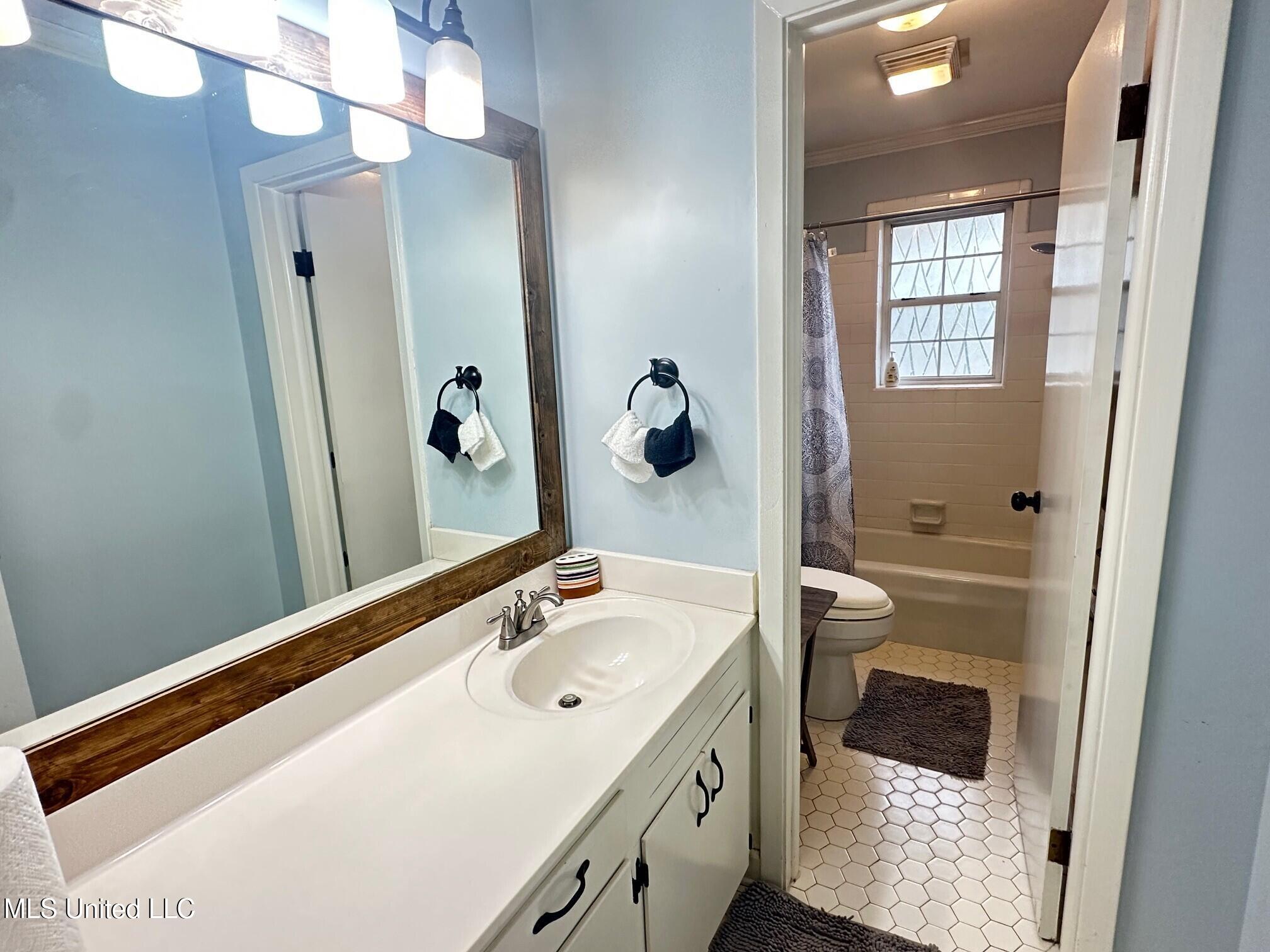 1511 Deering Street Property Photo 14