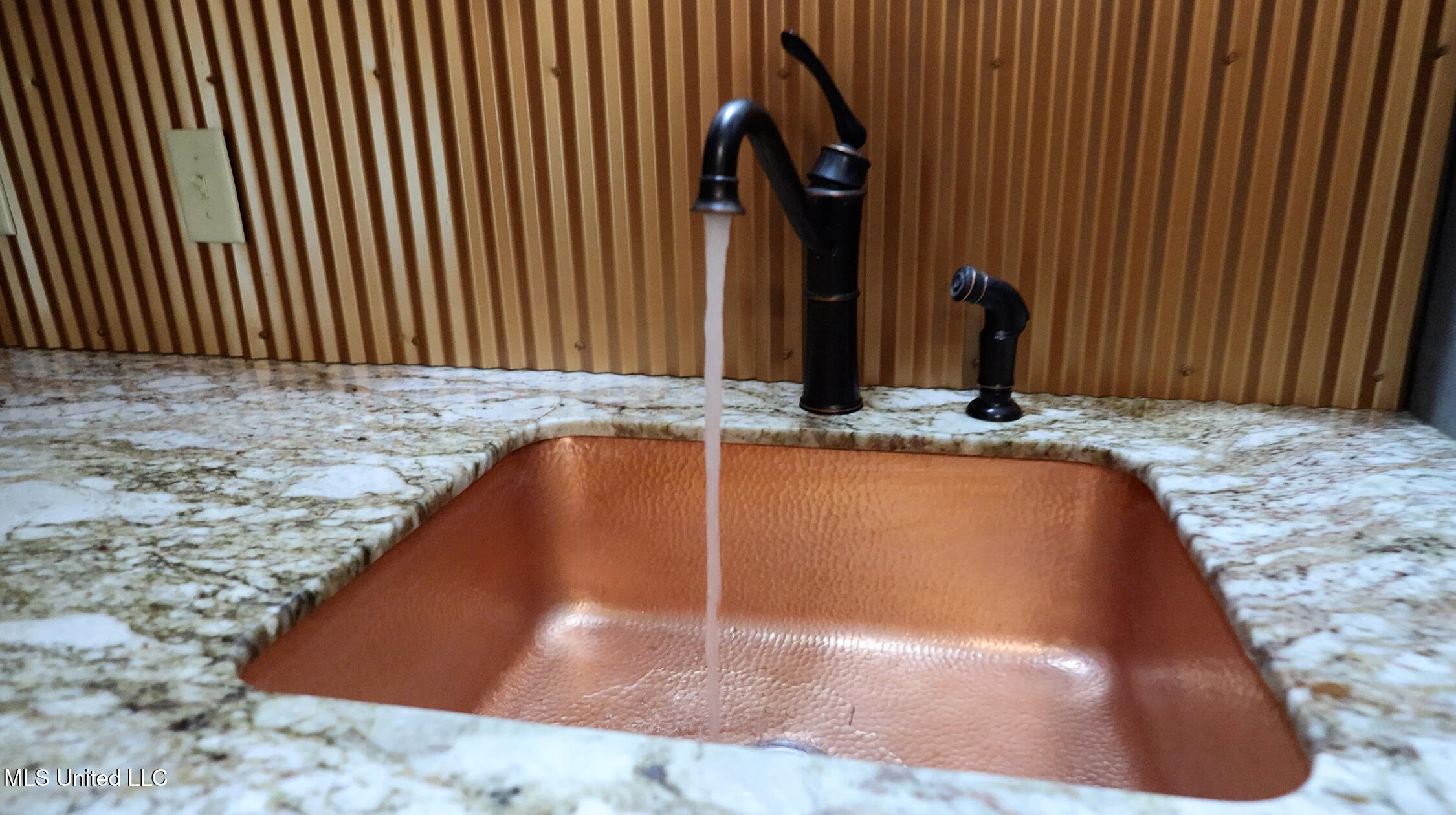 410 Sw Doolittle Lane Property Photo 7