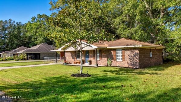 701 Simmons Street Property Photo 2