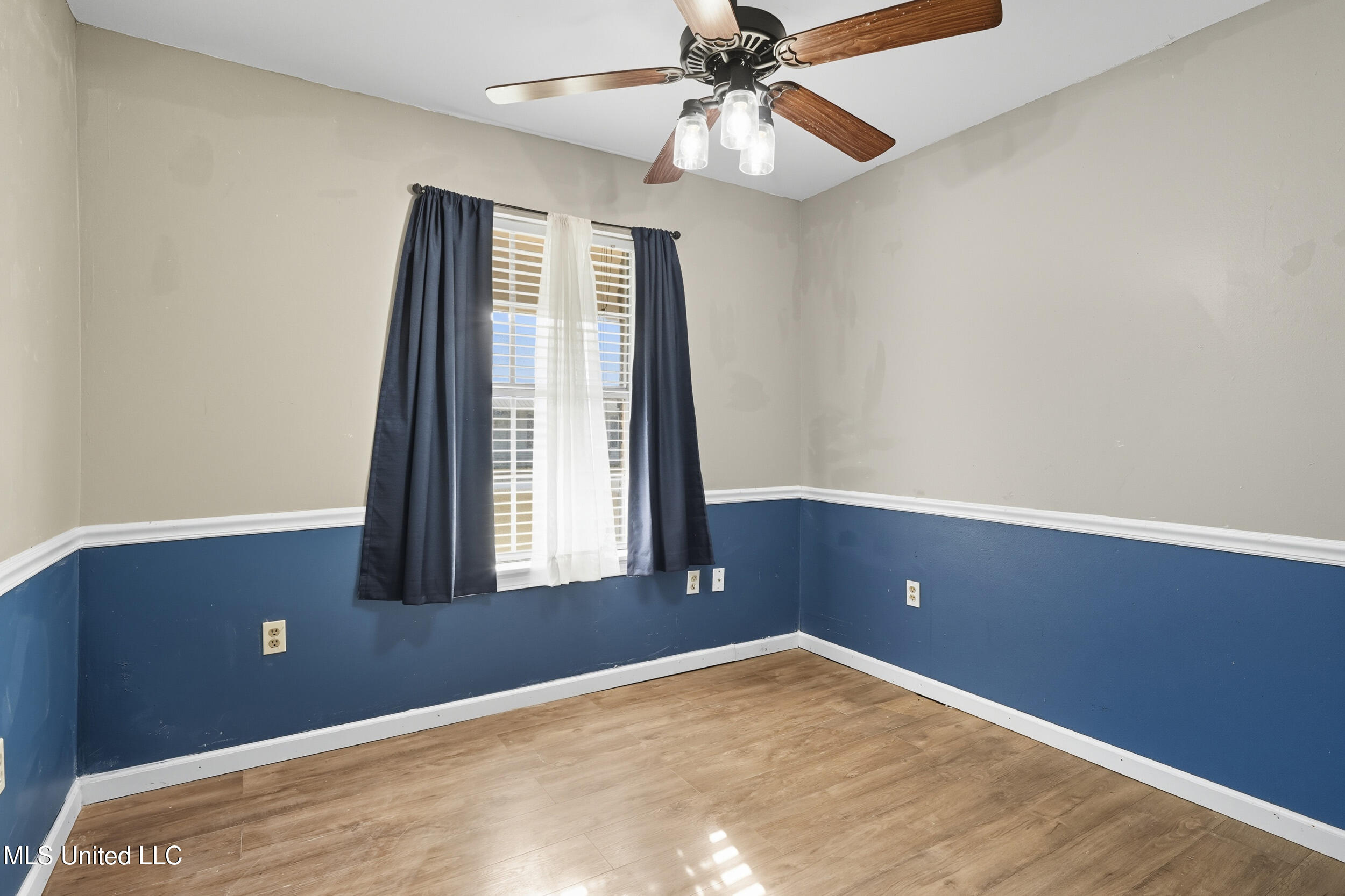 701 Simmons Street Property Photo 14