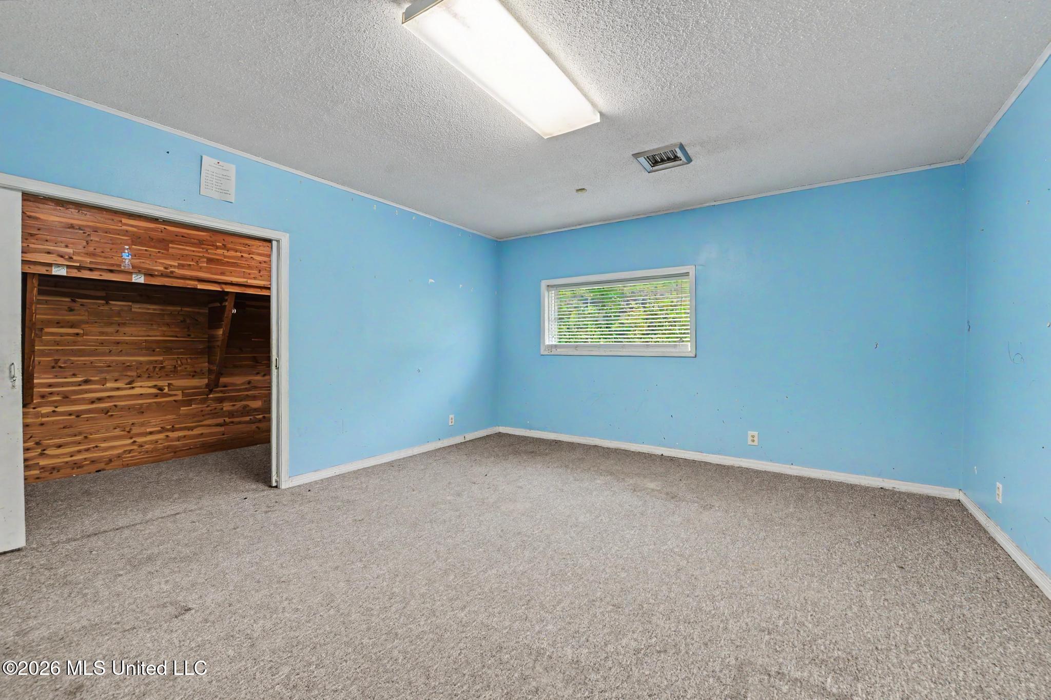 1916 Ladnier Road Property Photo 16