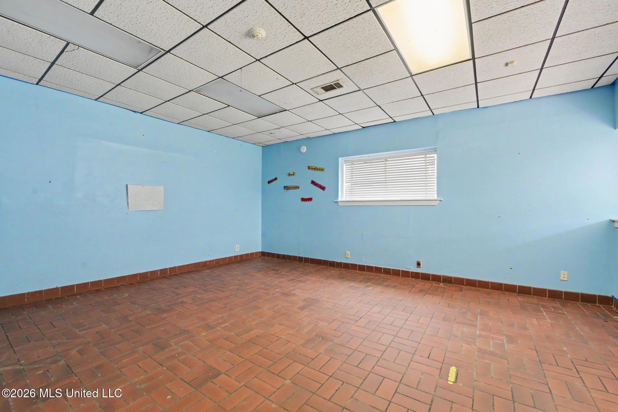 1916 Ladnier Road Property Photo 18