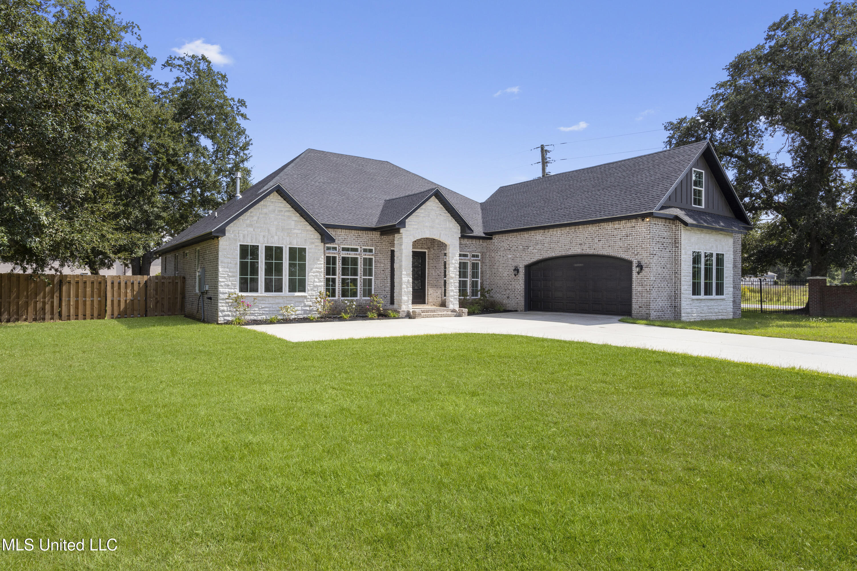 500 Oak Haven Drive, Long Beach, MS 39560 | MLS#: 4128009 | Long Beach Real  Estate