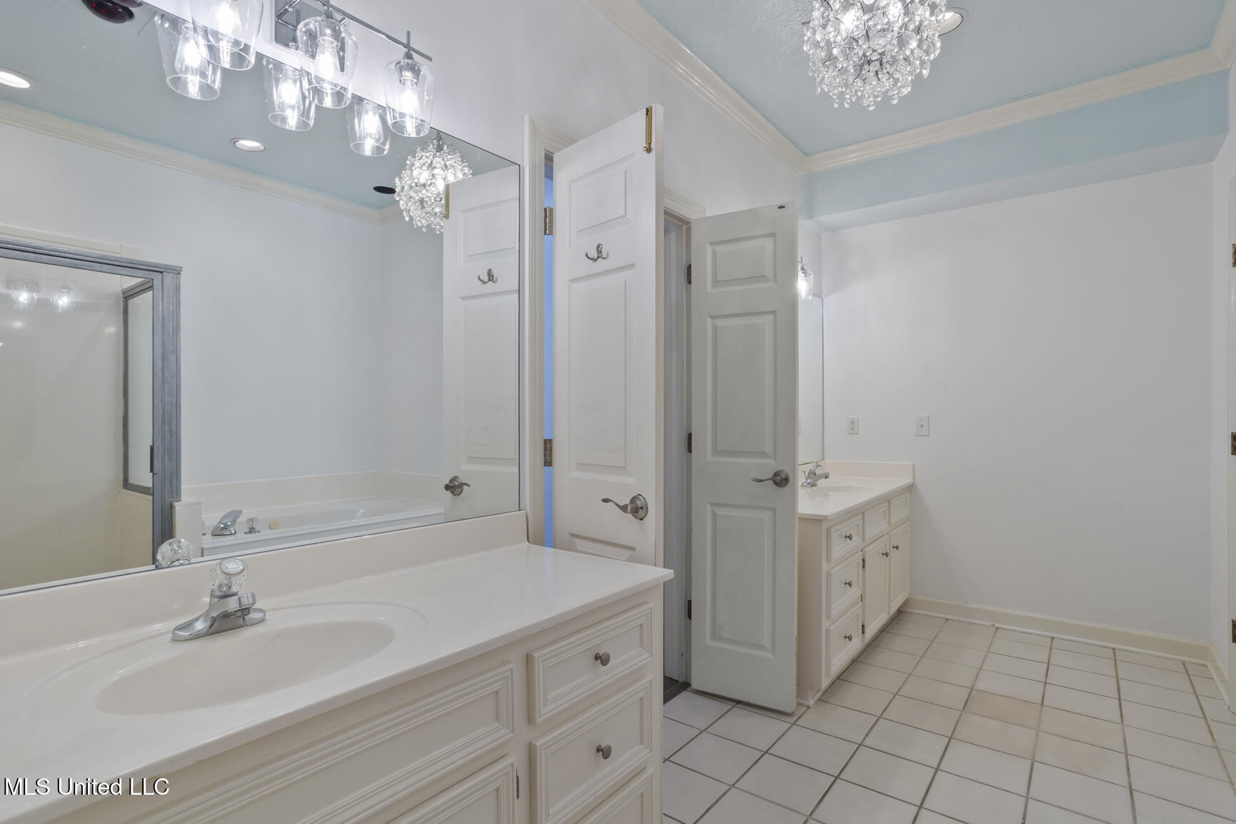 720 Woodgate Drive Property Photo 19