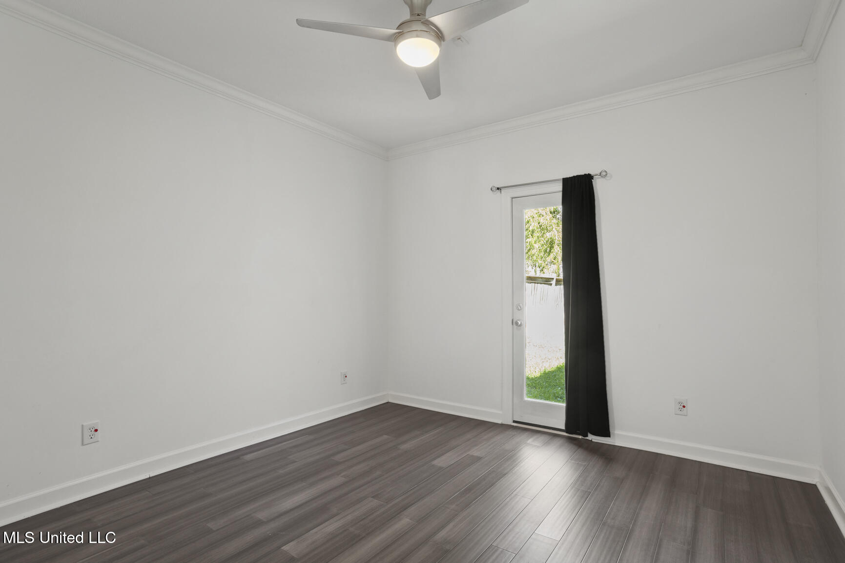 720 Woodgate Drive Property Photo 21