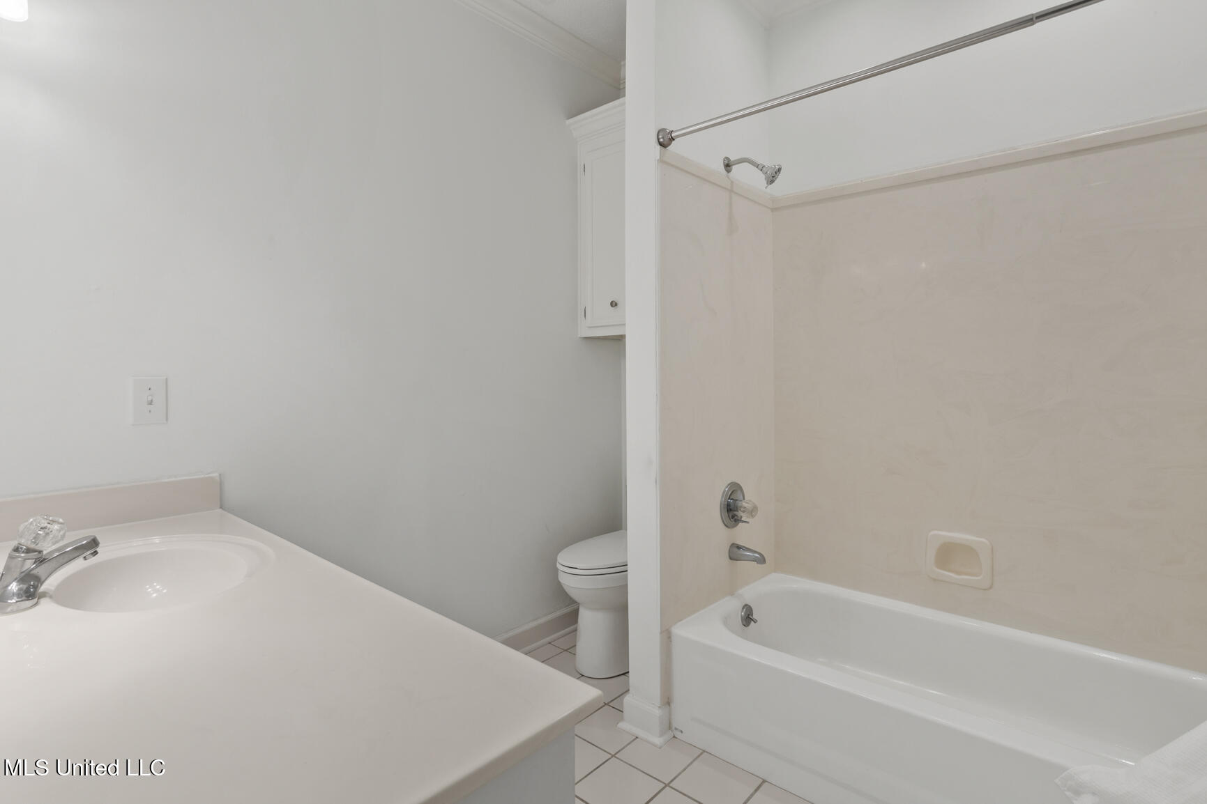 720 Woodgate Drive Property Photo 23