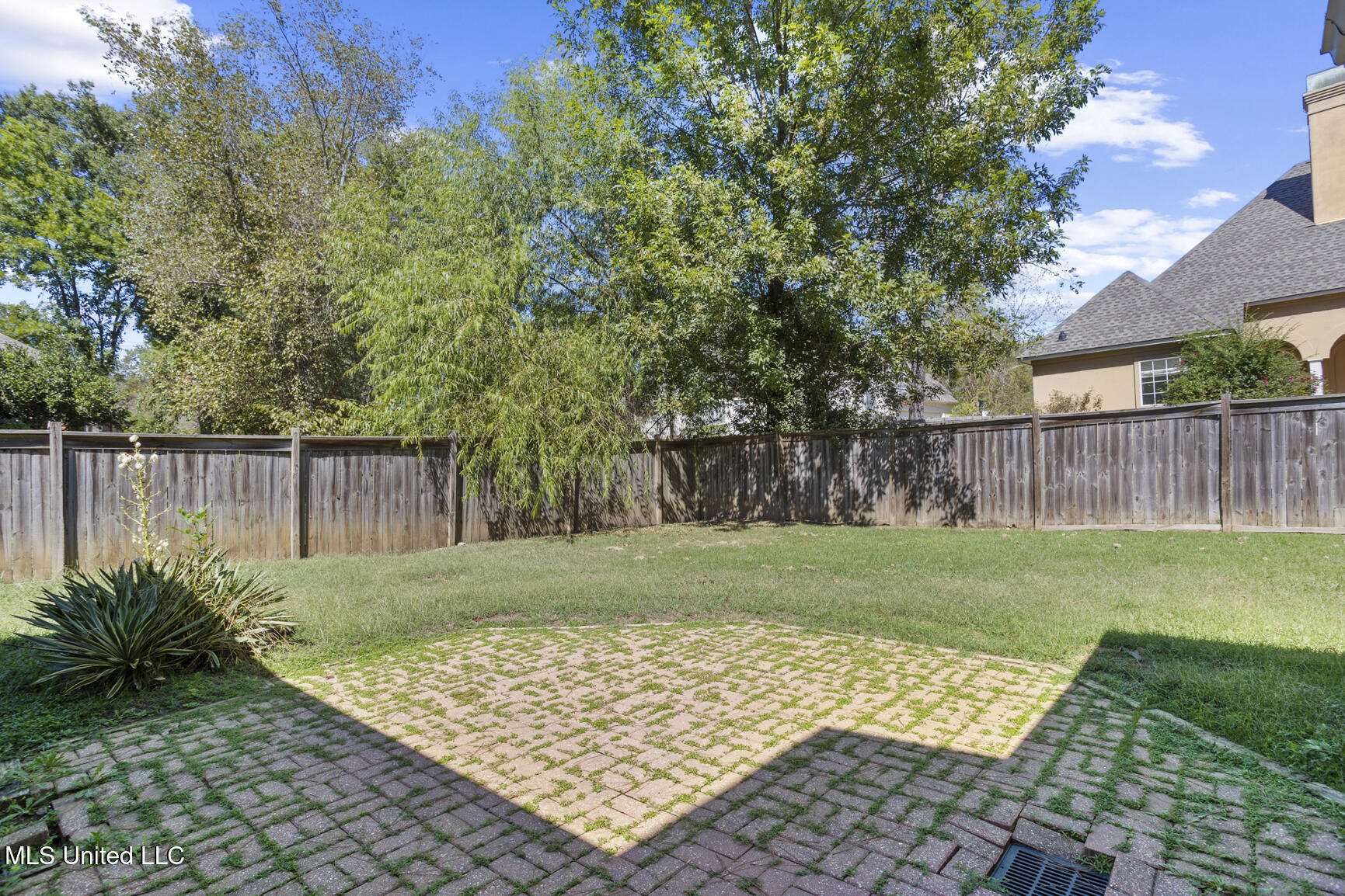 720 Woodgate Drive Property Photo 28