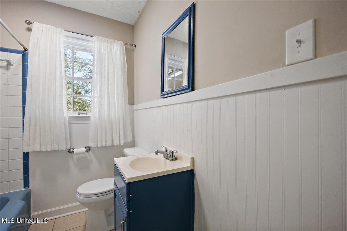 809 Oakwood Drive Property Photo 23