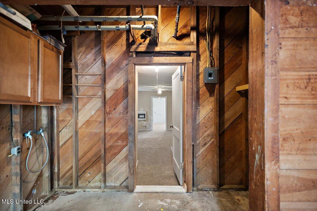 809 Oakwood Drive Property Photo 39