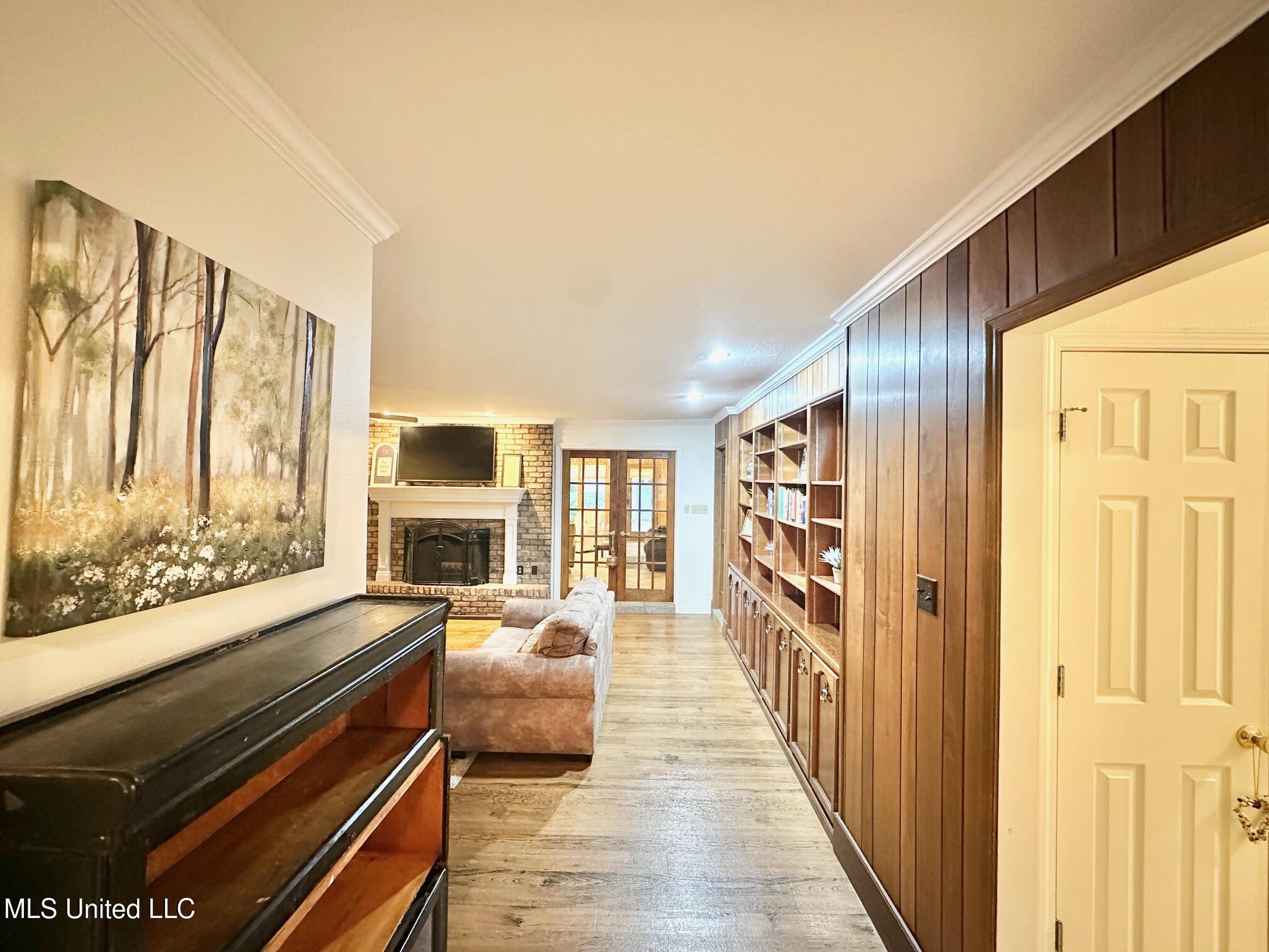 6001 Wooded Acres Road Property Photo 24