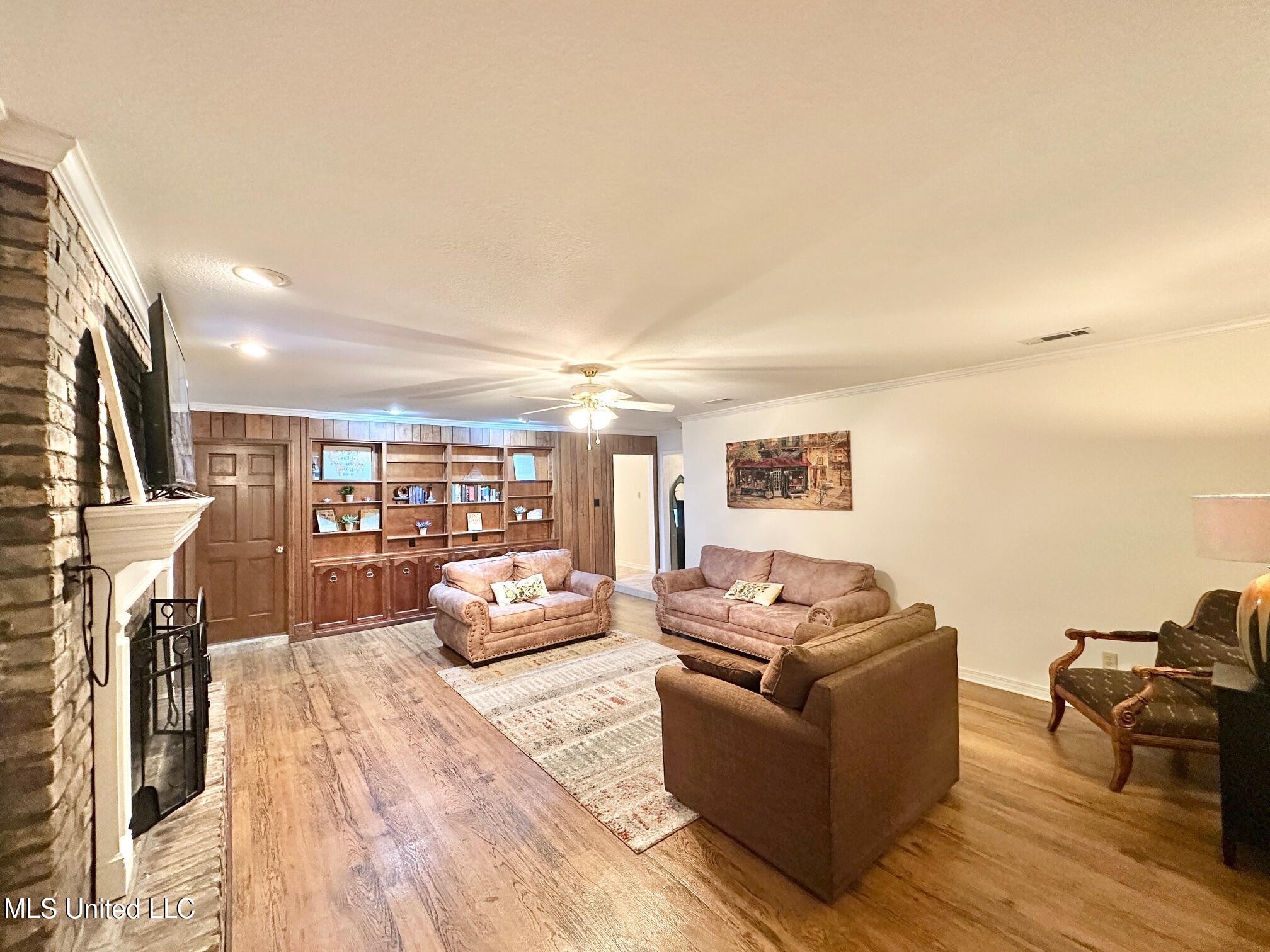 6001 Wooded Acres Road Property Photo 26