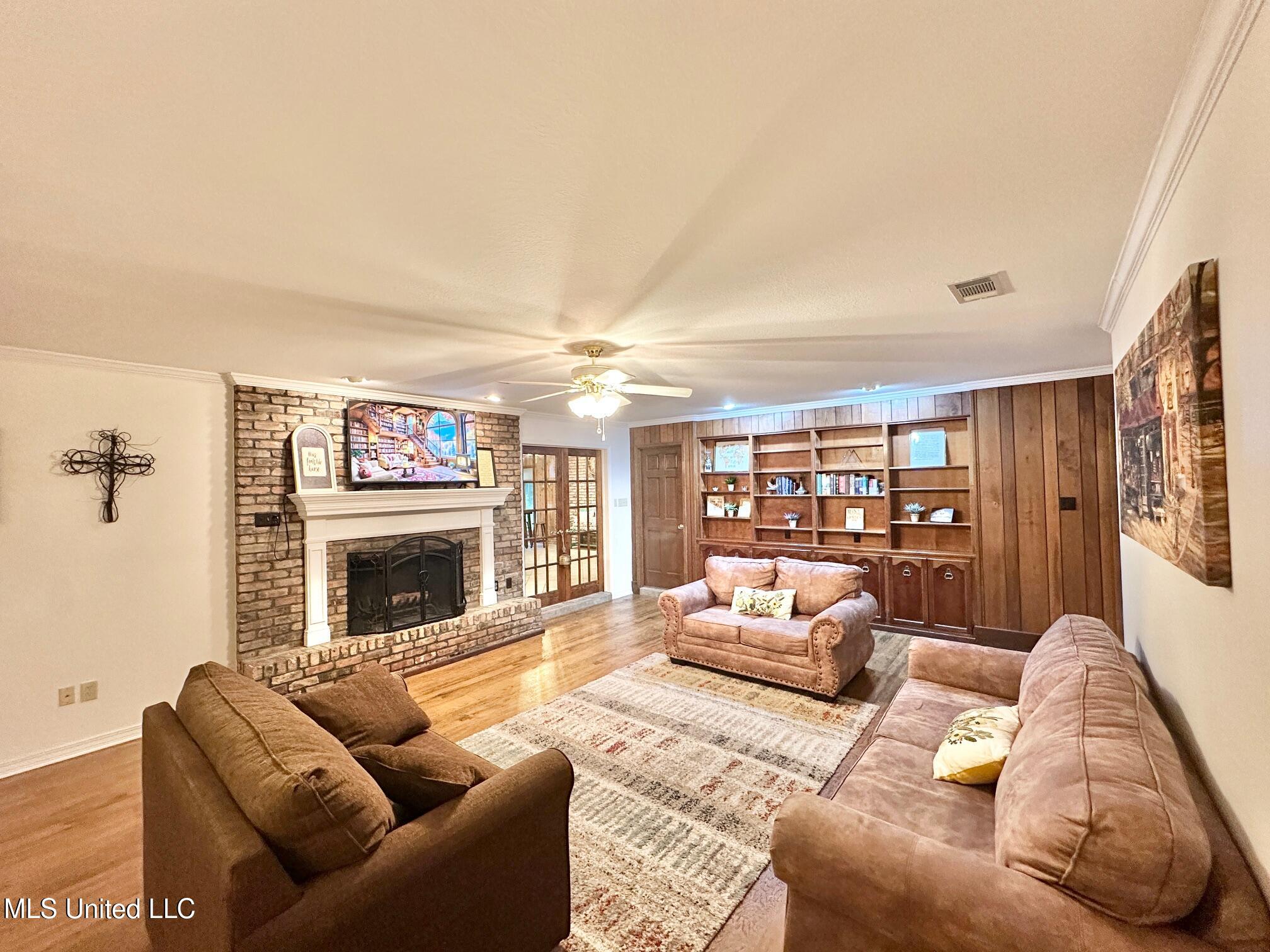 6001 Wooded Acres Road Property Photo 27