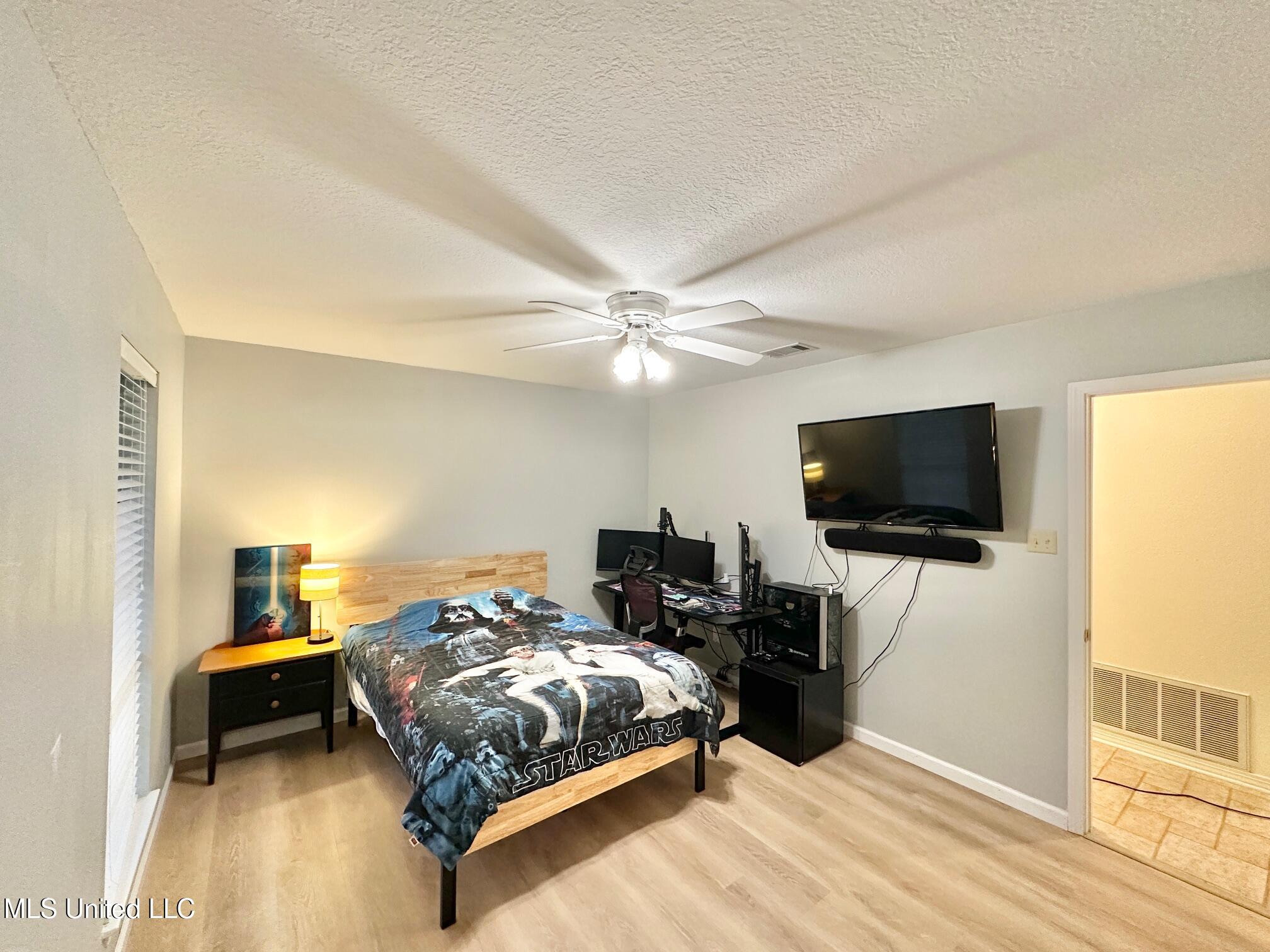 6001 Wooded Acres Road Property Photo 35