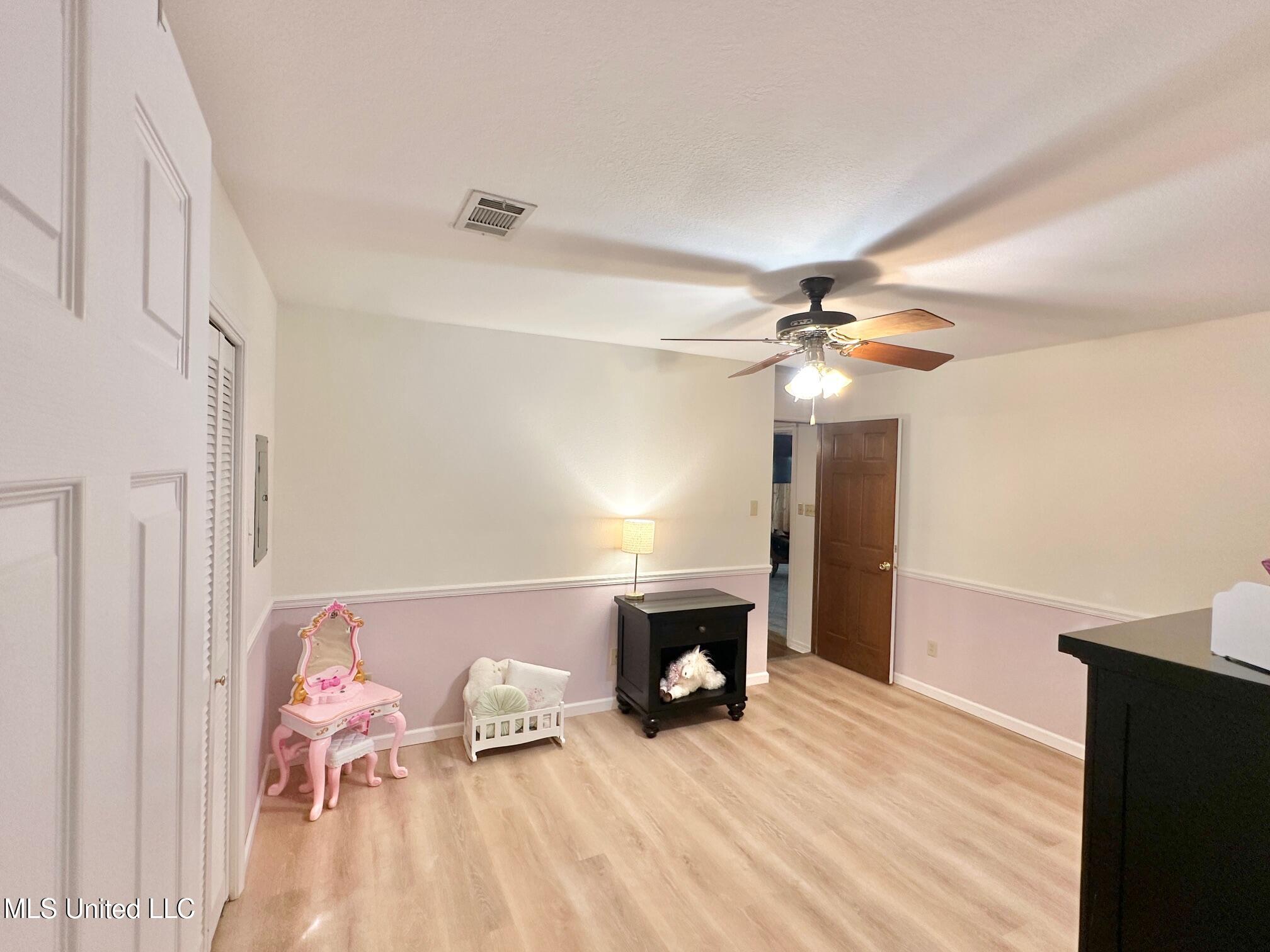 6001 Wooded Acres Road Property Photo 38