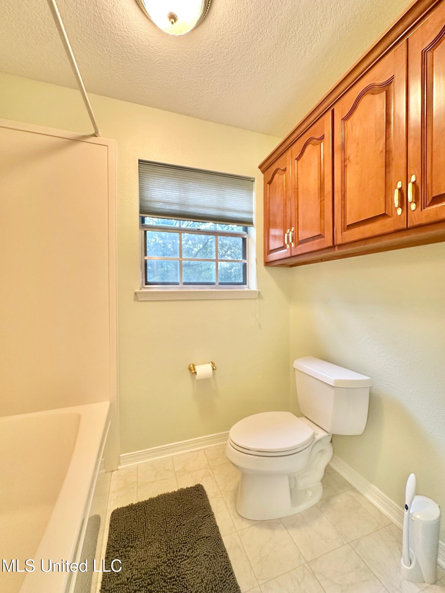 6001 Wooded Acres Road Property Photo 41