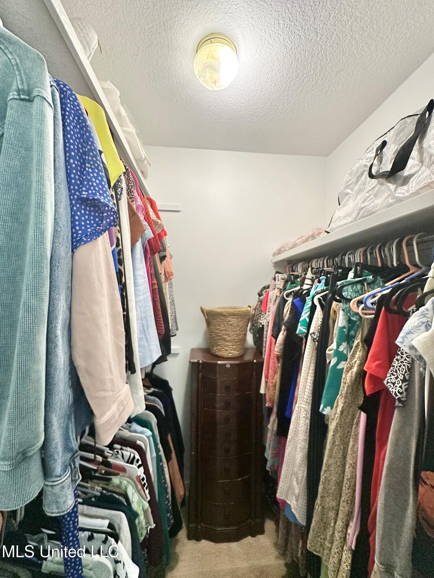 6001 Wooded Acres Road Property Photo 46