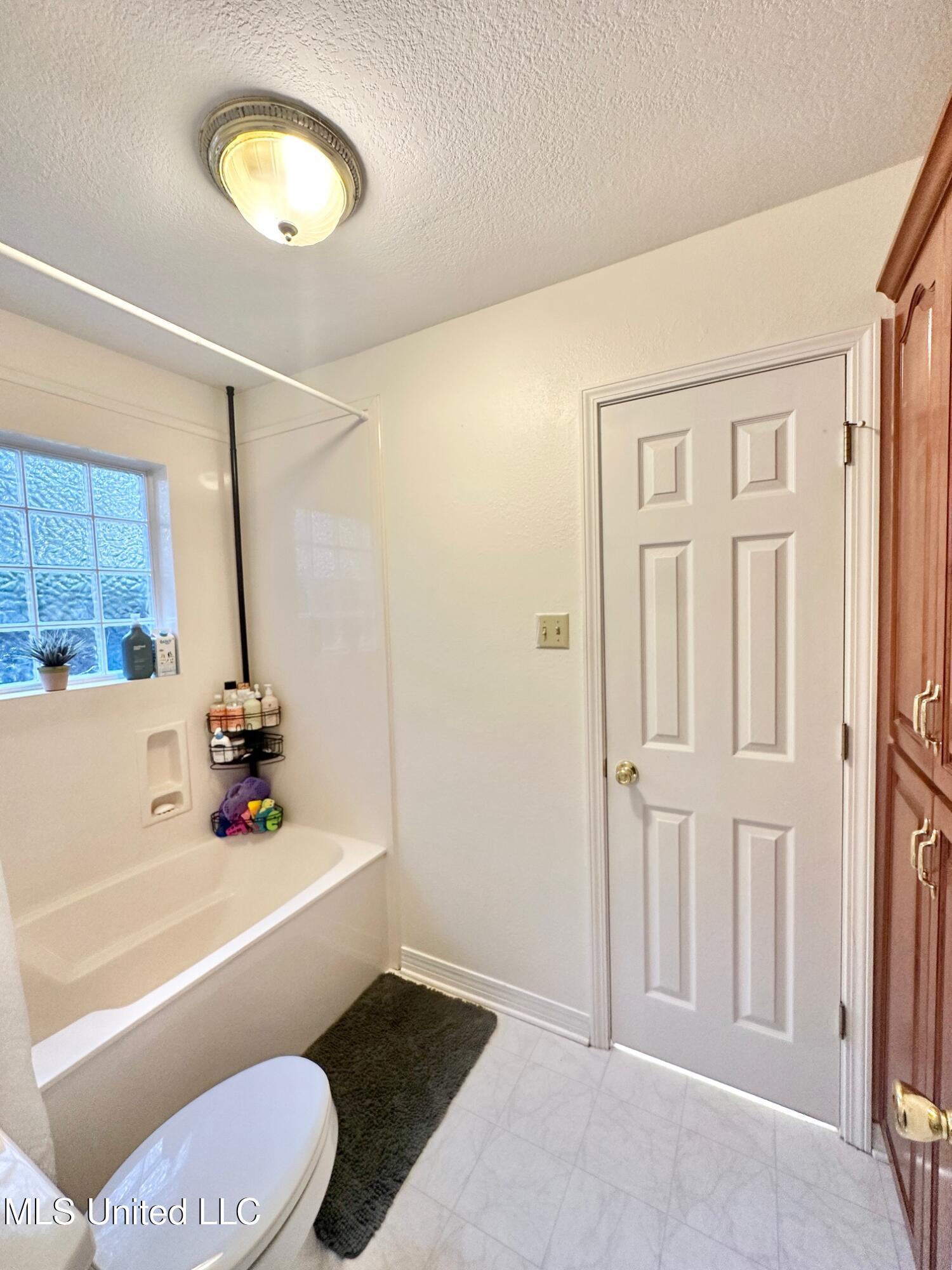 6001 Wooded Acres Road Property Photo 49