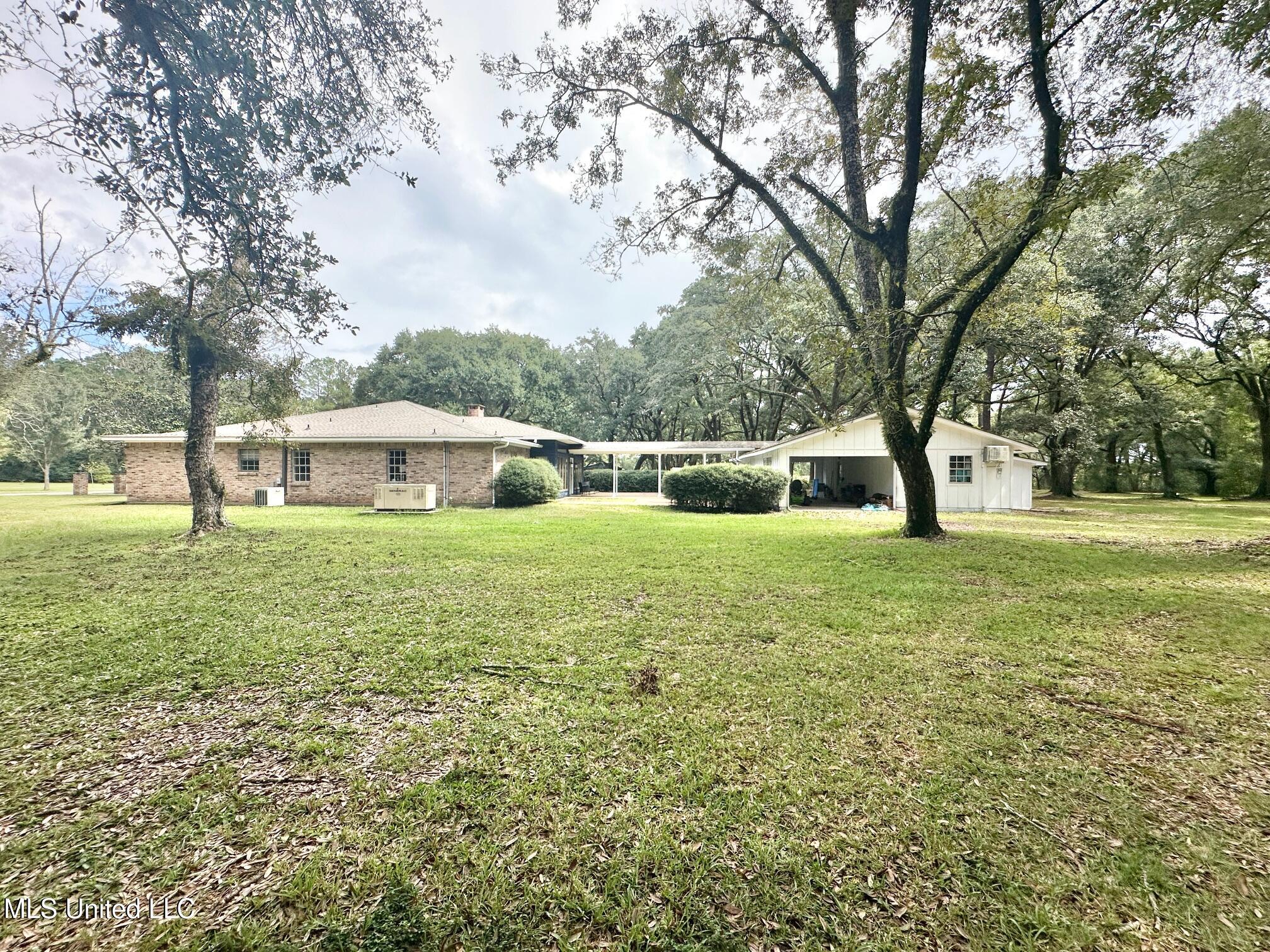 6001 Wooded Acres Road Property Photo 55