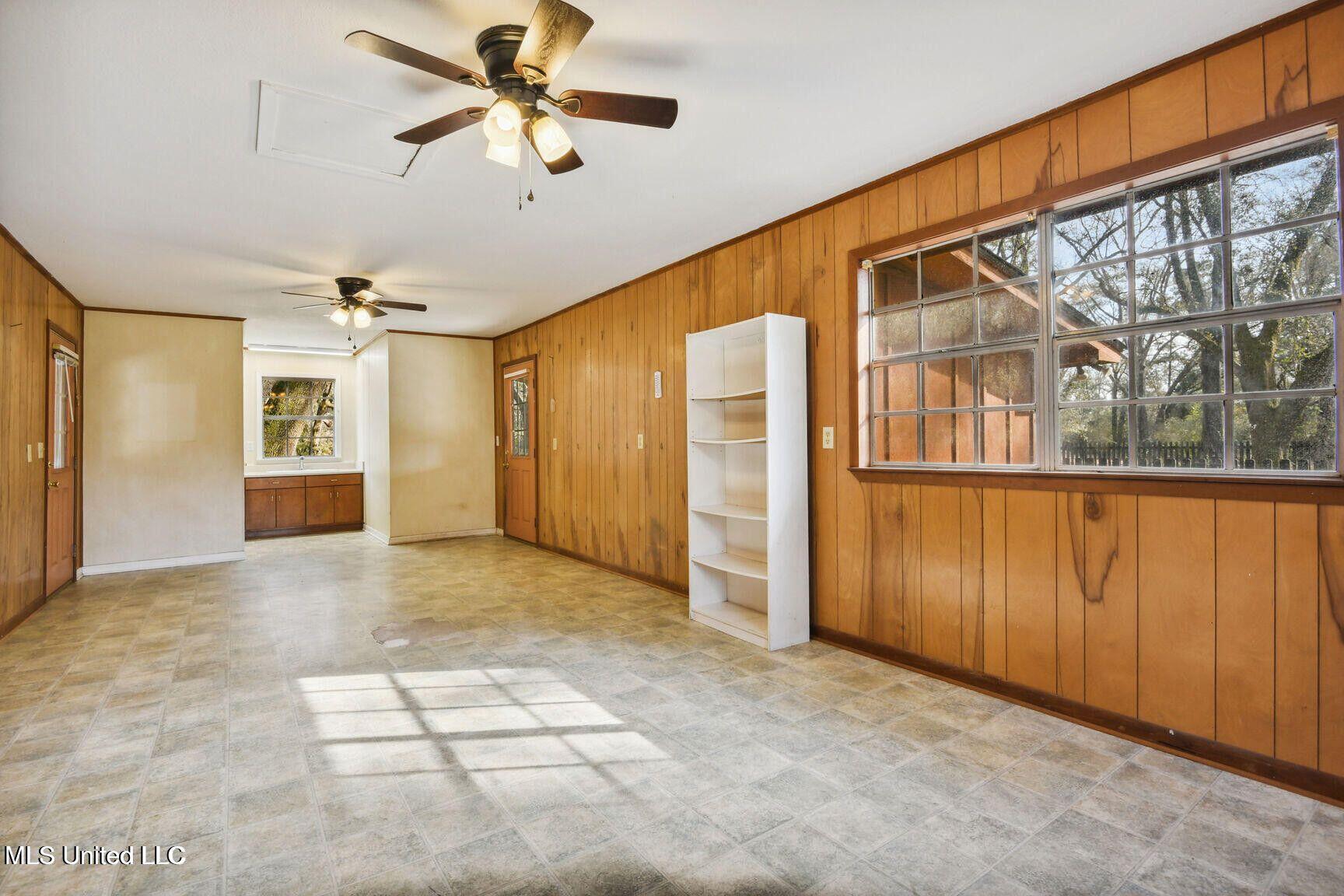 6001 Wooded Acres Road Property Photo 57