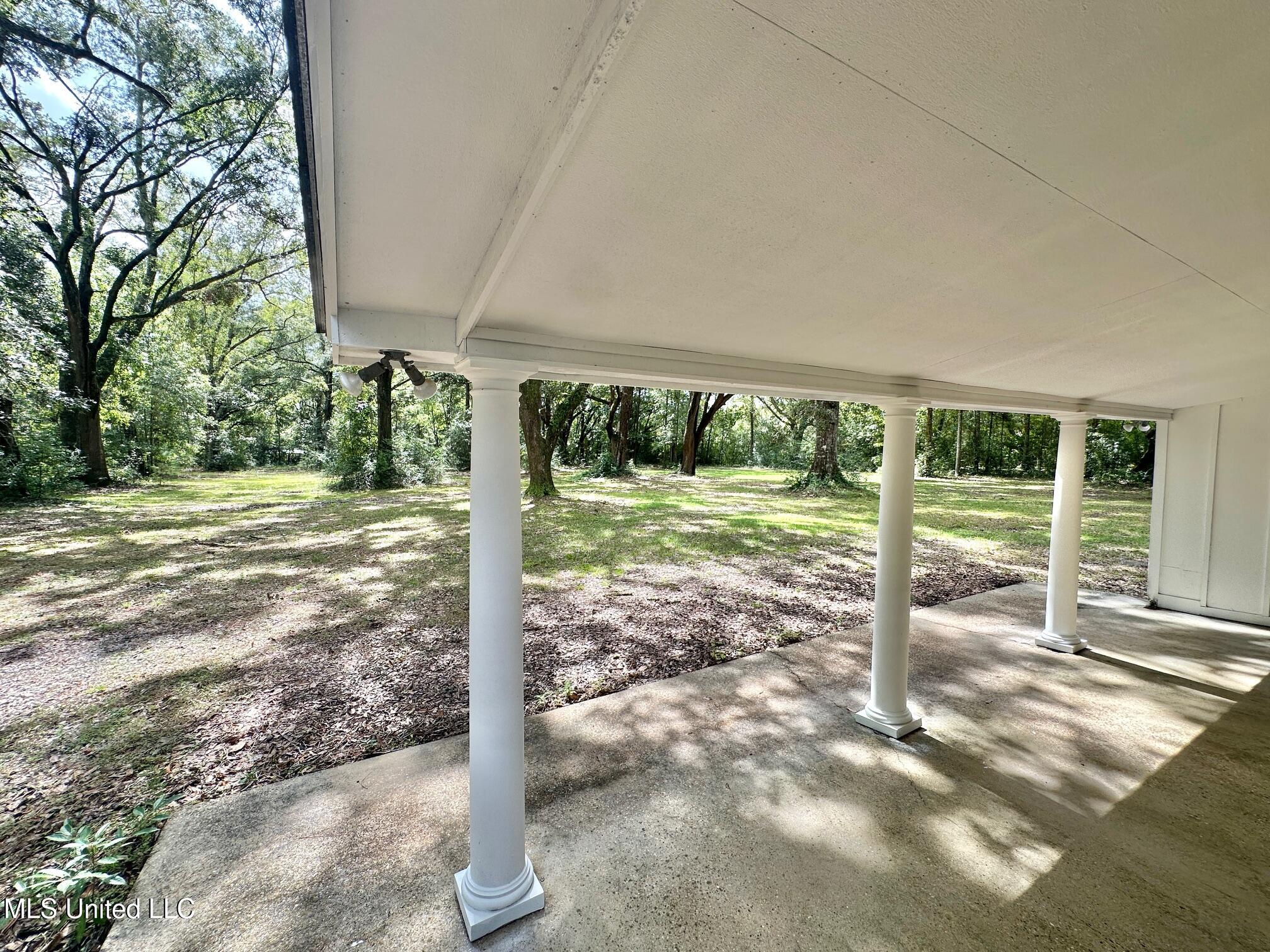 6001 Wooded Acres Road Property Photo 58