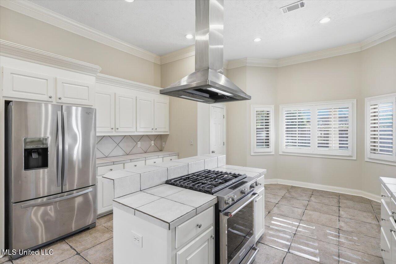 802 Champion View Property Photo 10