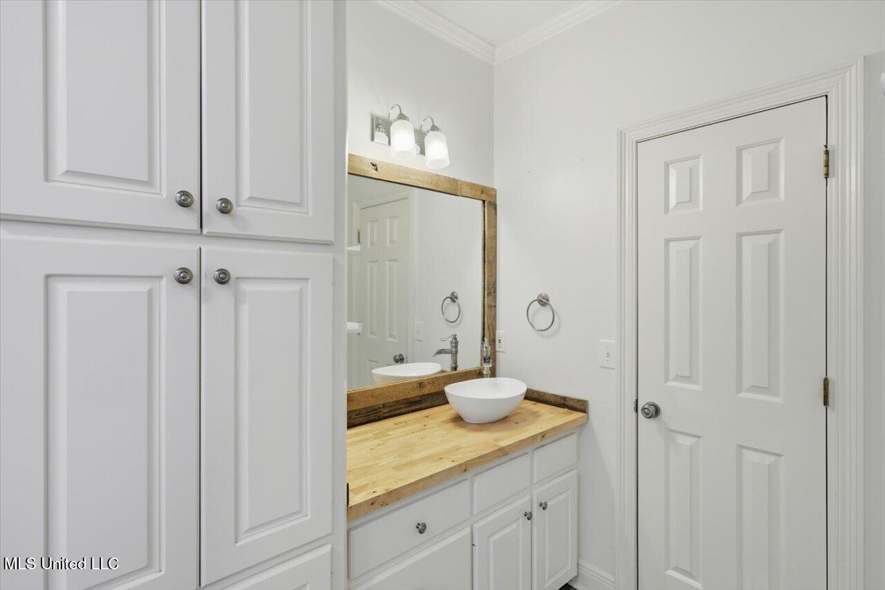 802 Champion View Property Photo 20