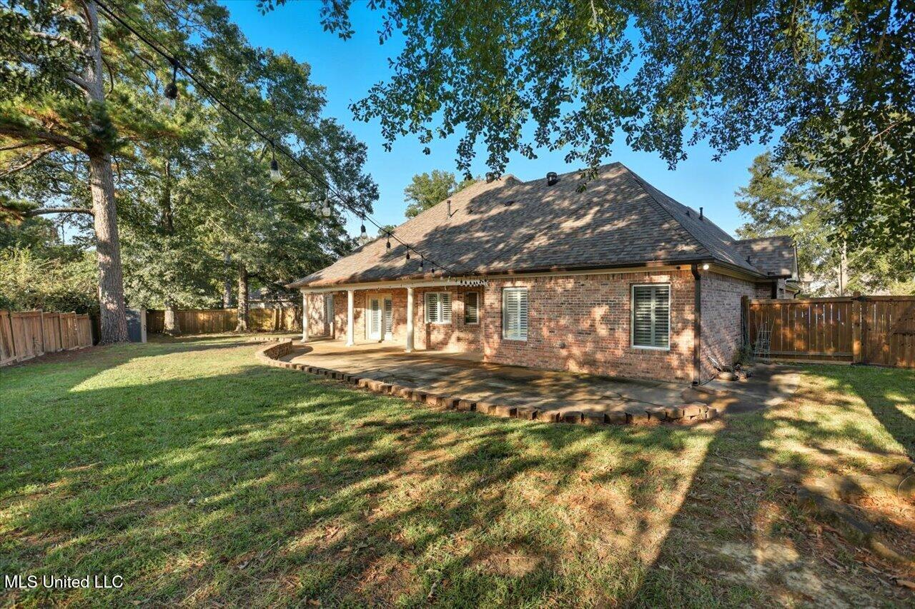 802 Champion View Property Photo 34