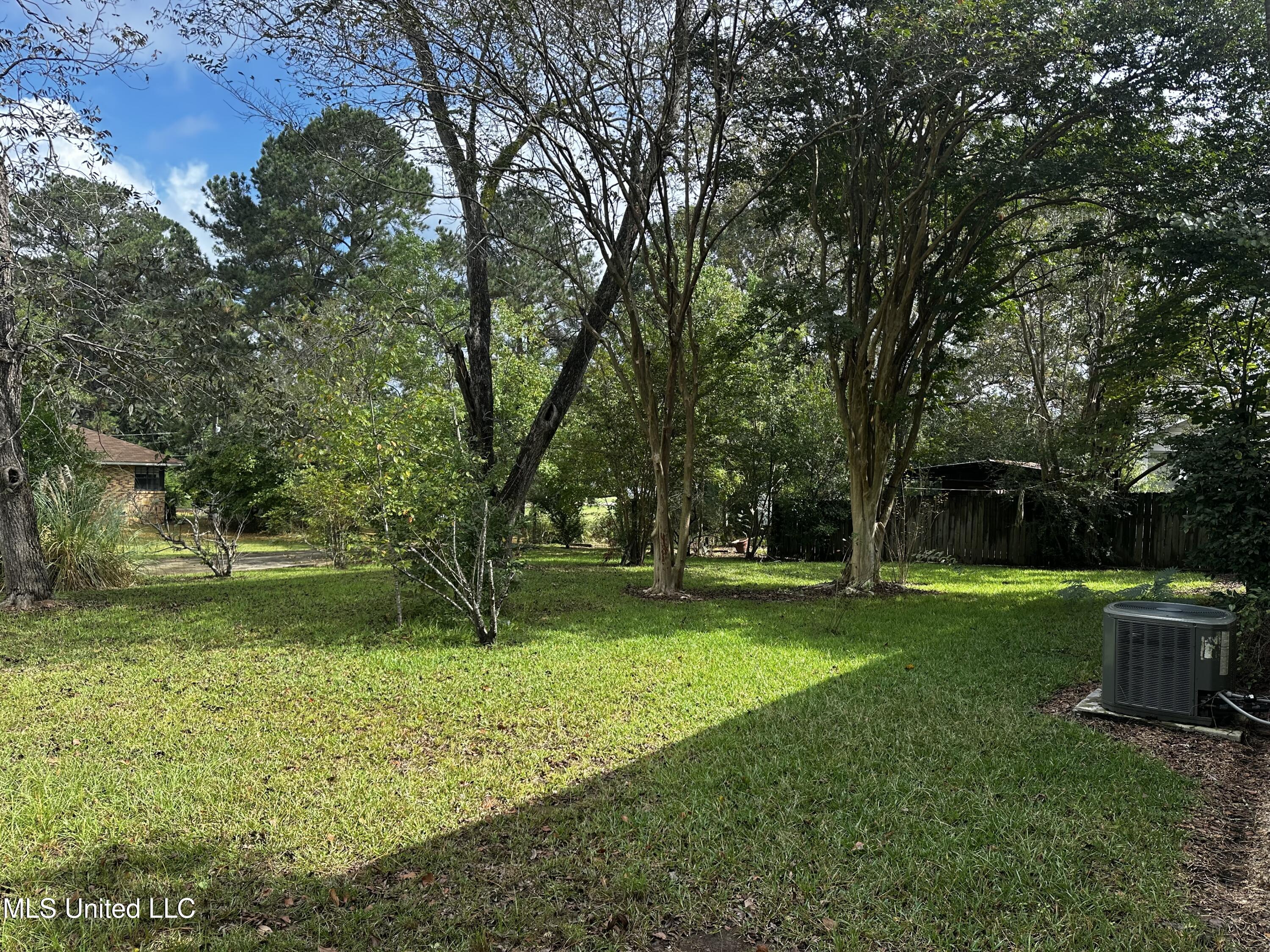 101 Ne 3rd Street Property Photo 7