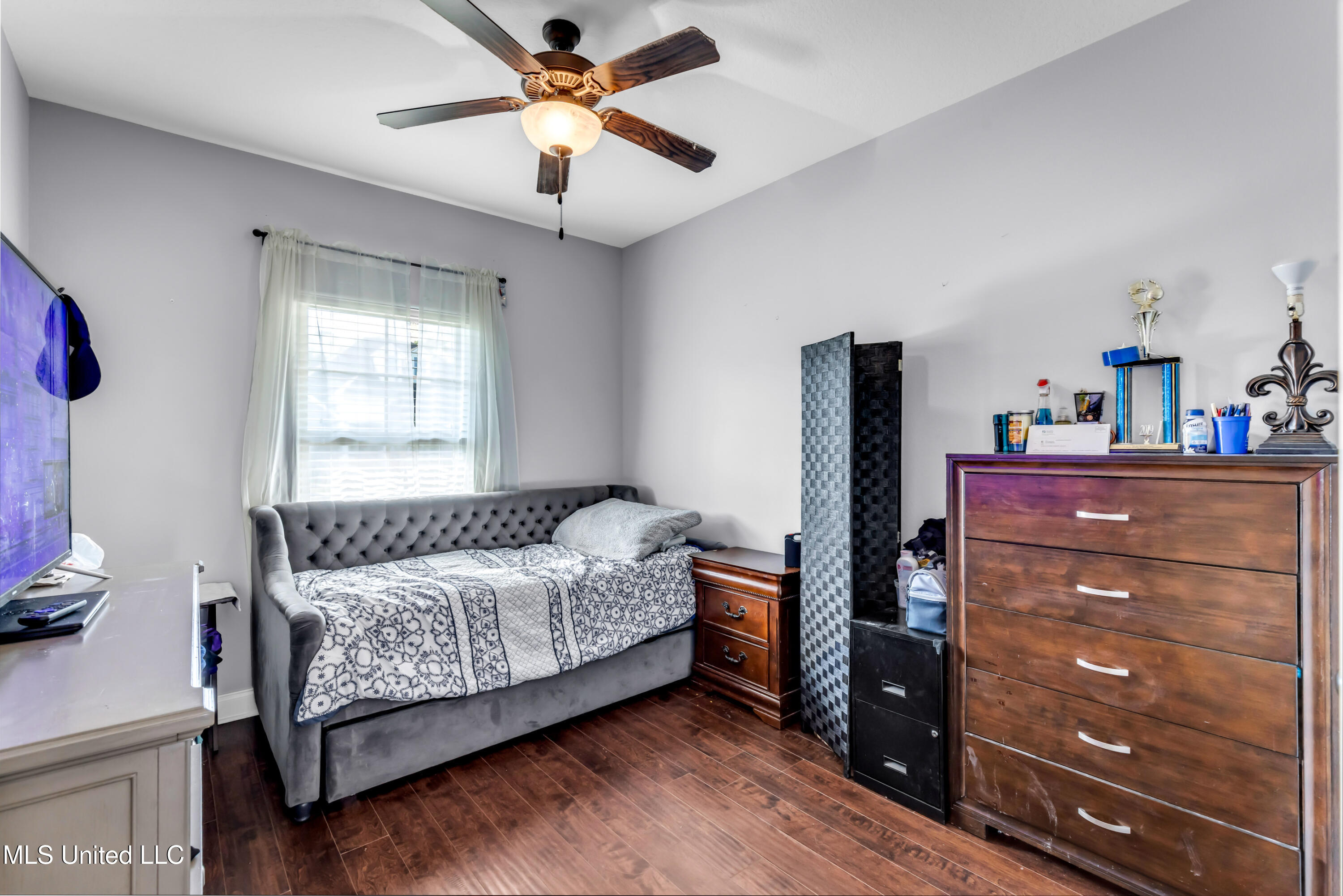 712 Champagne Drive Property Photo 23