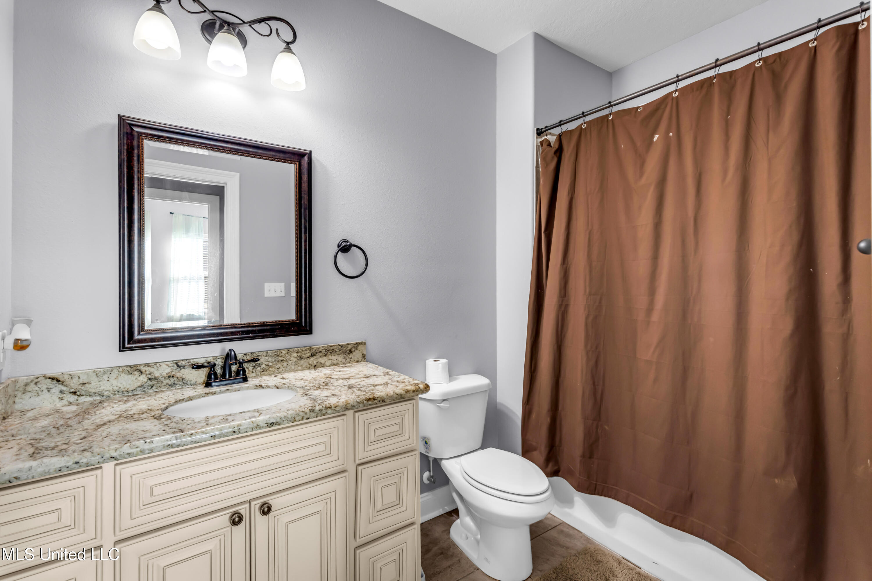 712 Champagne Drive Property Photo 25