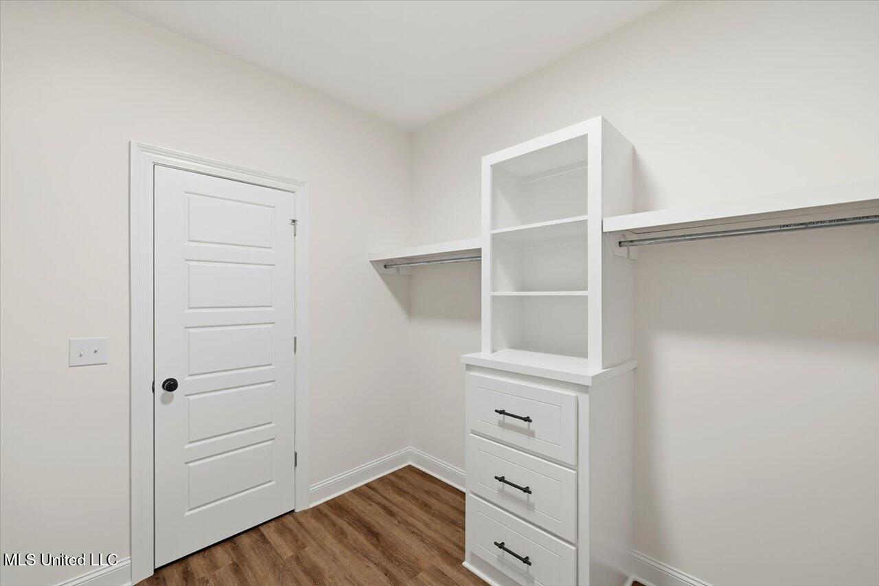 451 Baleigh Way Property Photo 15