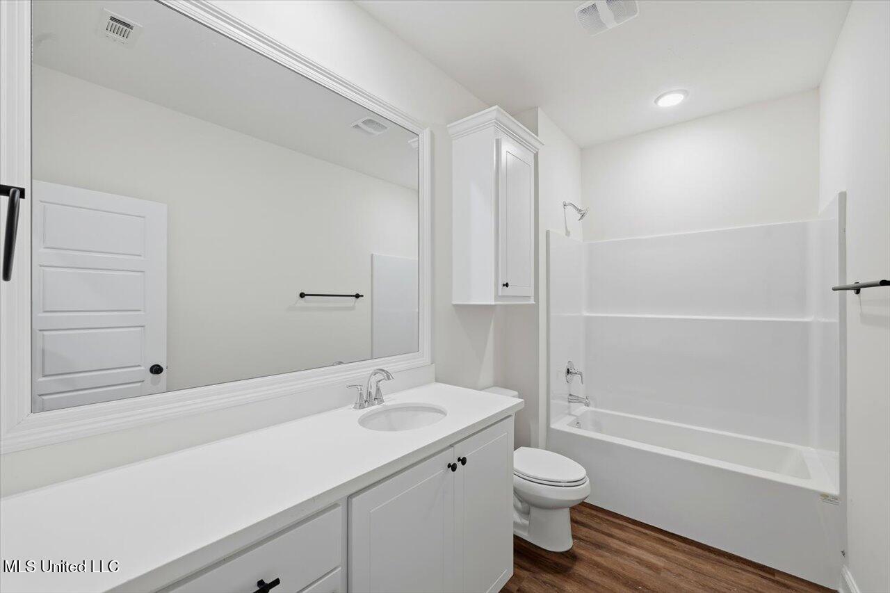 451 Baleigh Way Property Photo 20