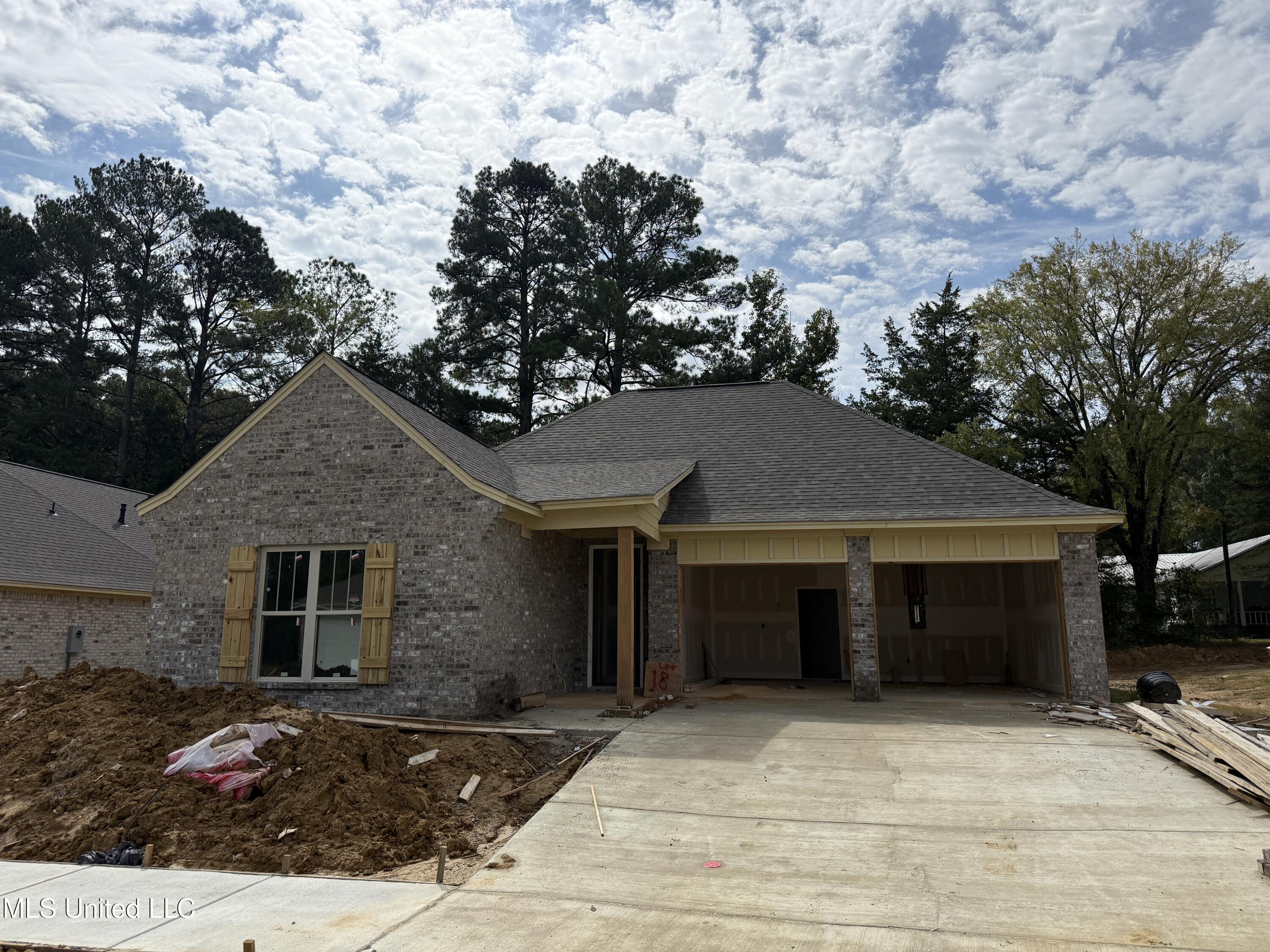 408 Hyde Park Cove Property Photo 1