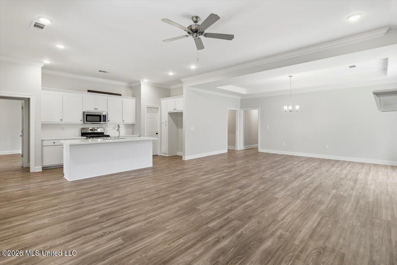 408 Hyde Park Cove Property Photo 7
