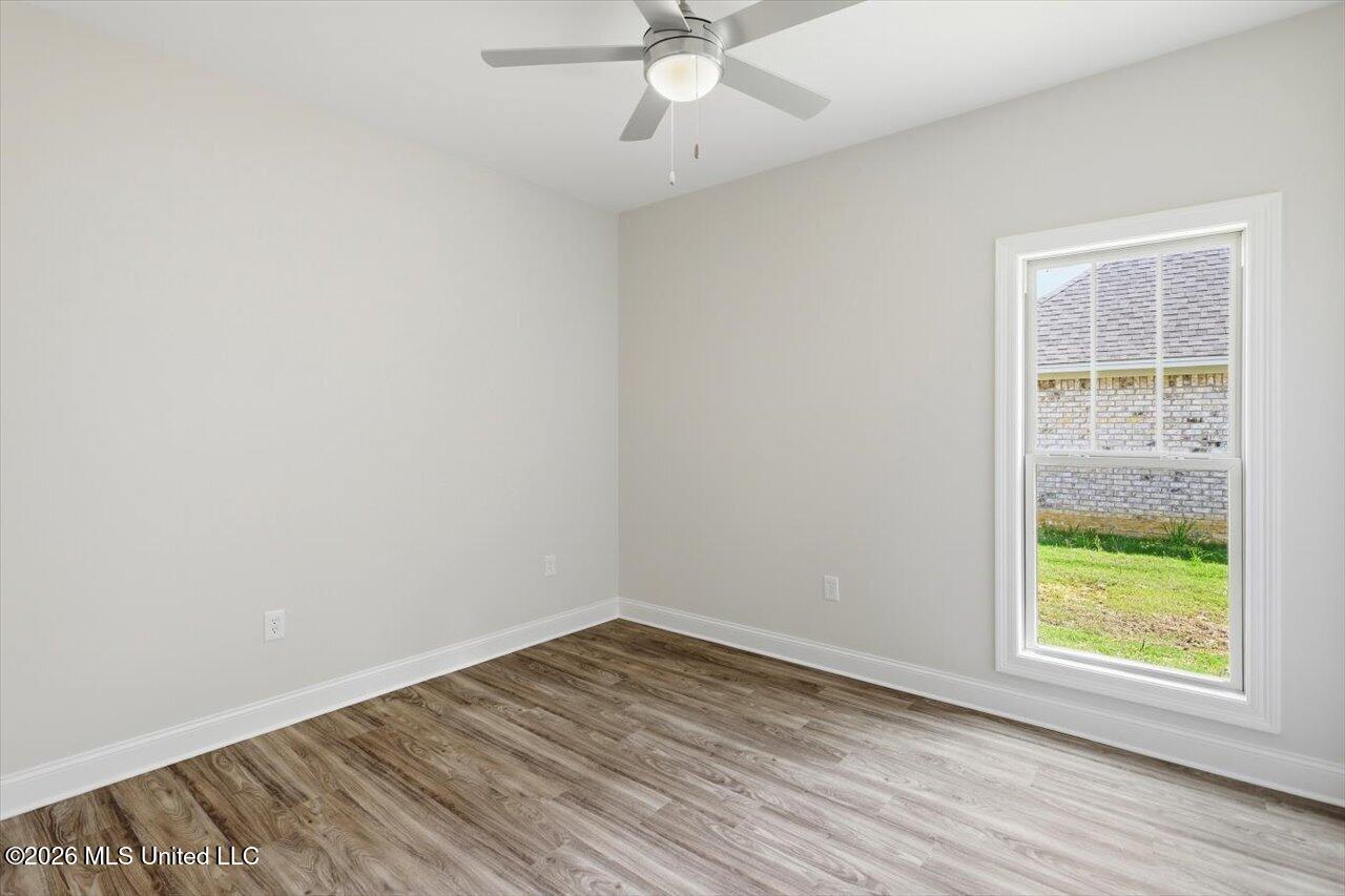 408 Hyde Park Cove Property Photo 29