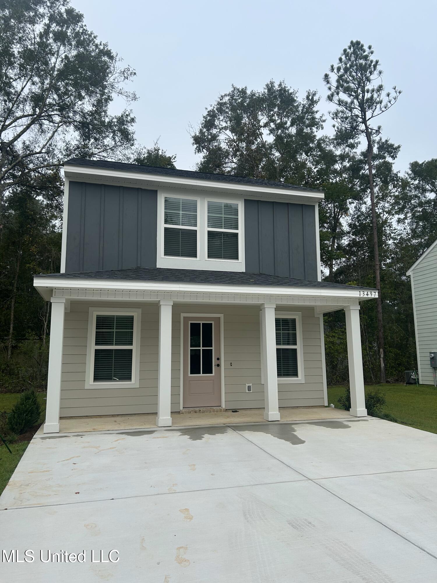 13497 Dee Avenue Property Photo 1