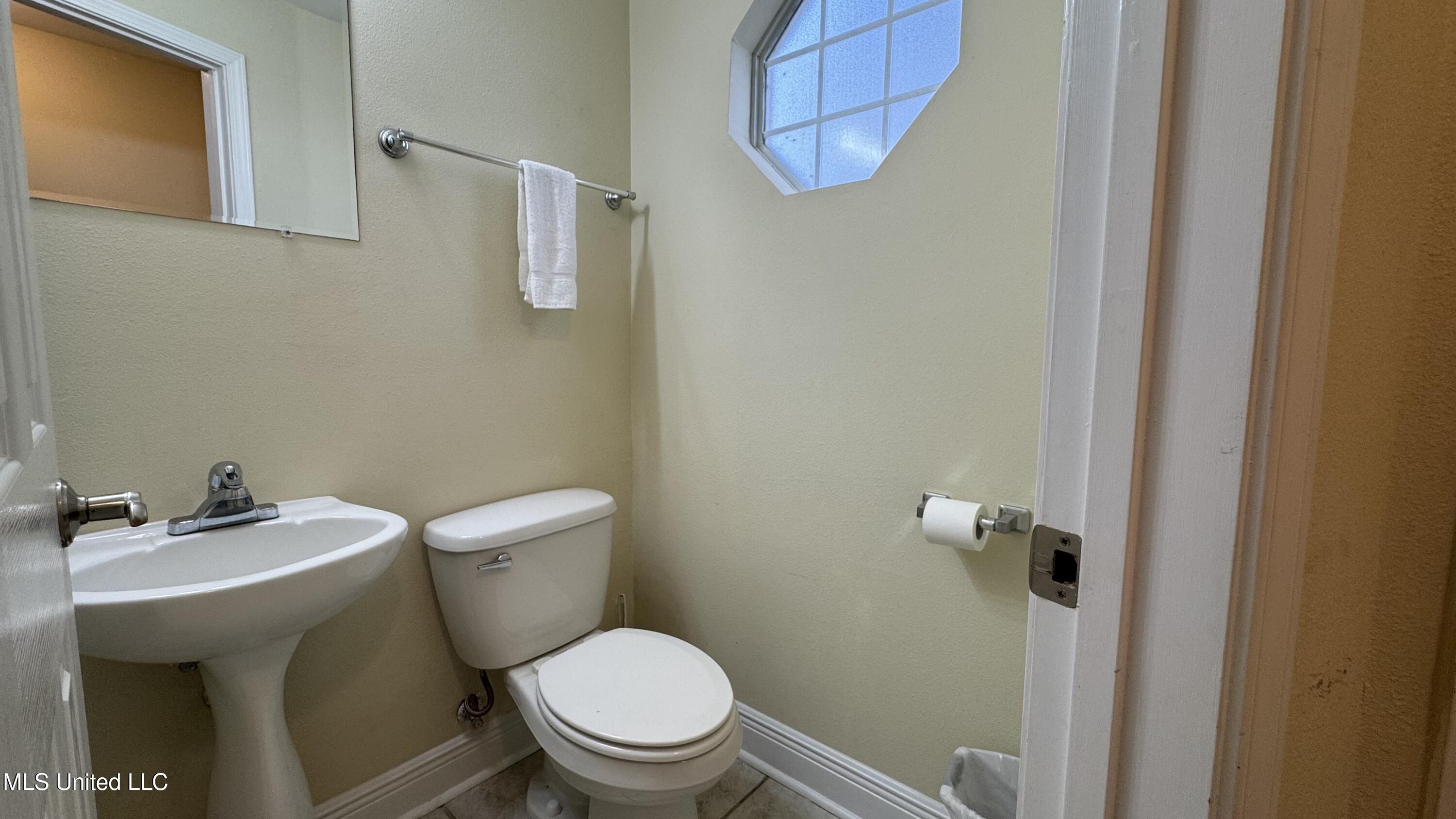 1664 Beach Boulevard Property Photo 3