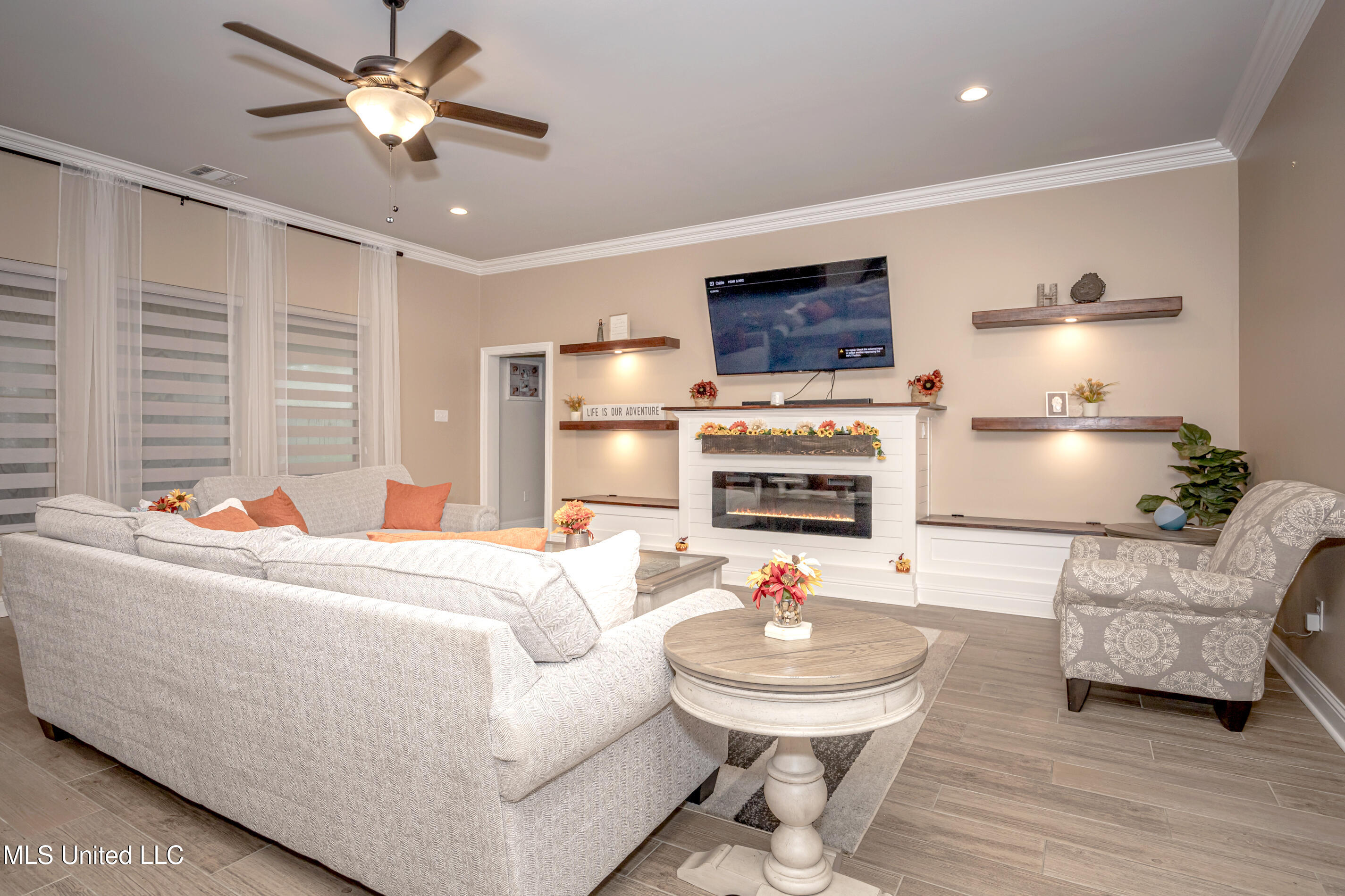 9387 Taylor Place Property Photo 10