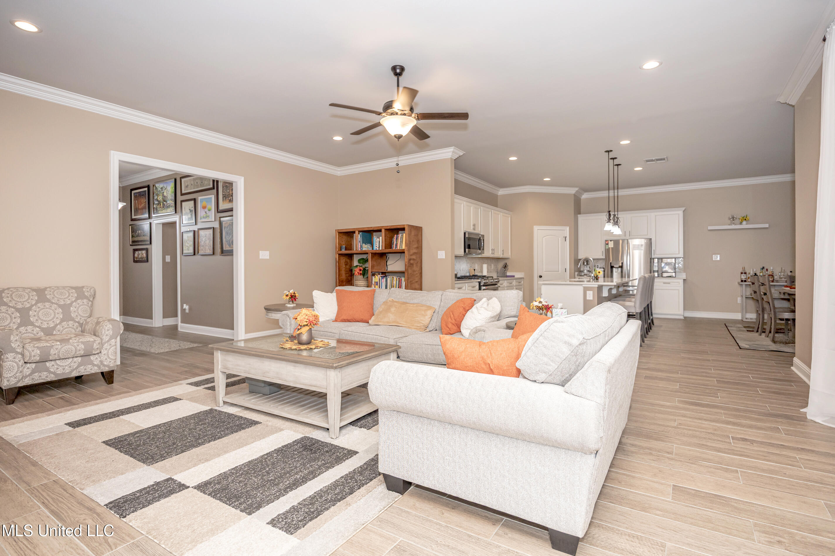 9387 Taylor Place Property Photo 13