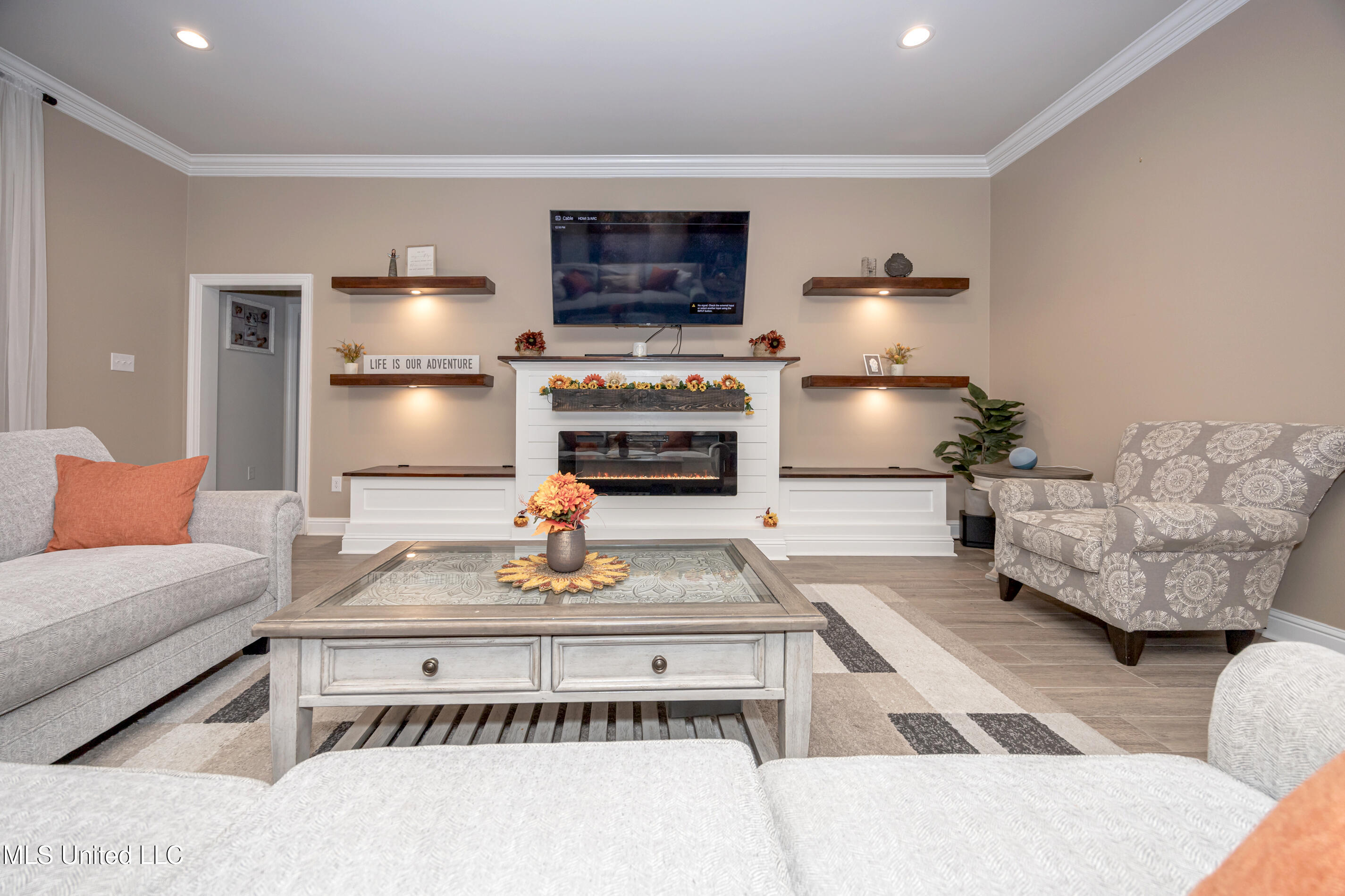 9387 Taylor Place Property Photo 14