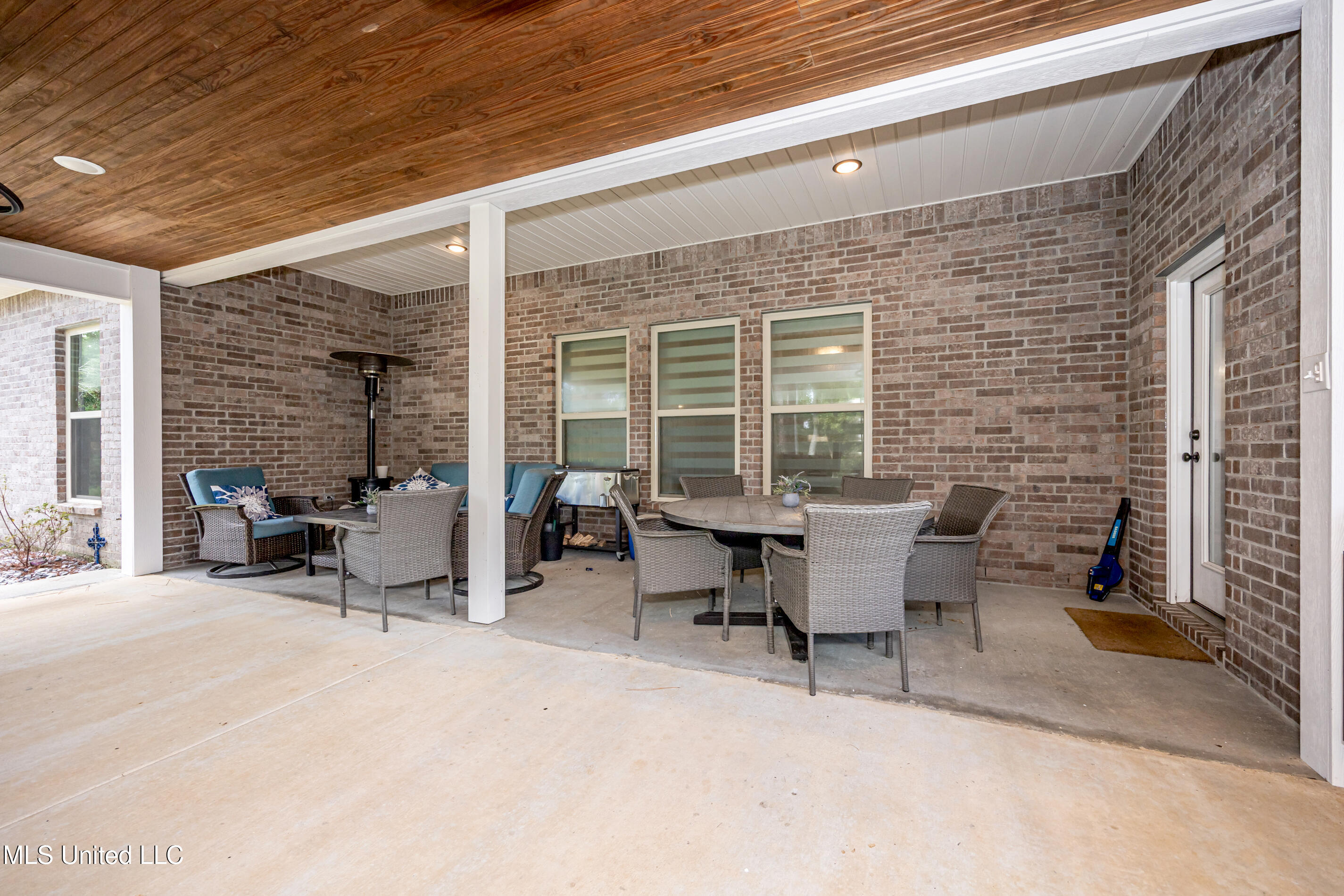 9387 Taylor Place Property Photo 62