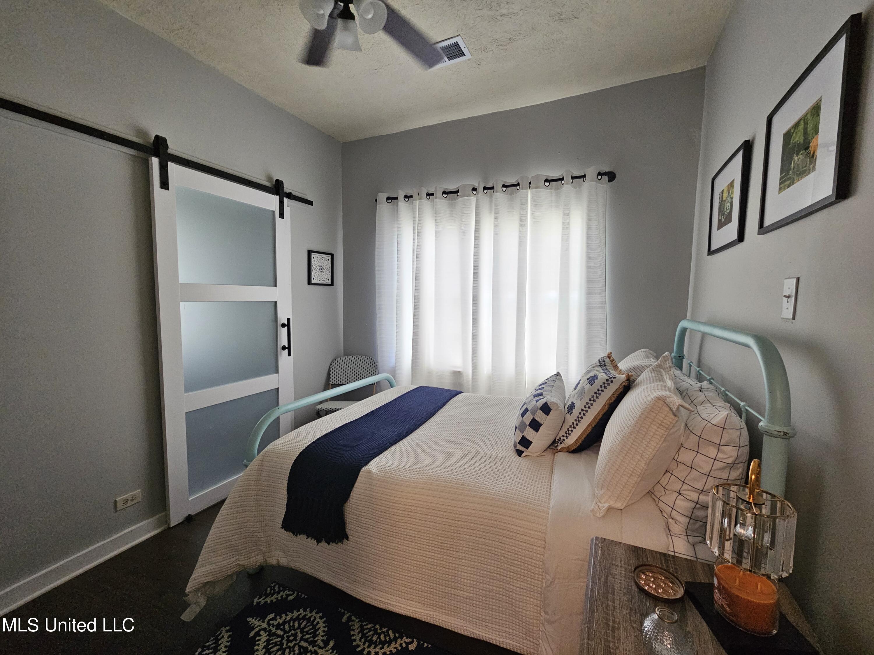 7 Davis Lane Property Photo 8